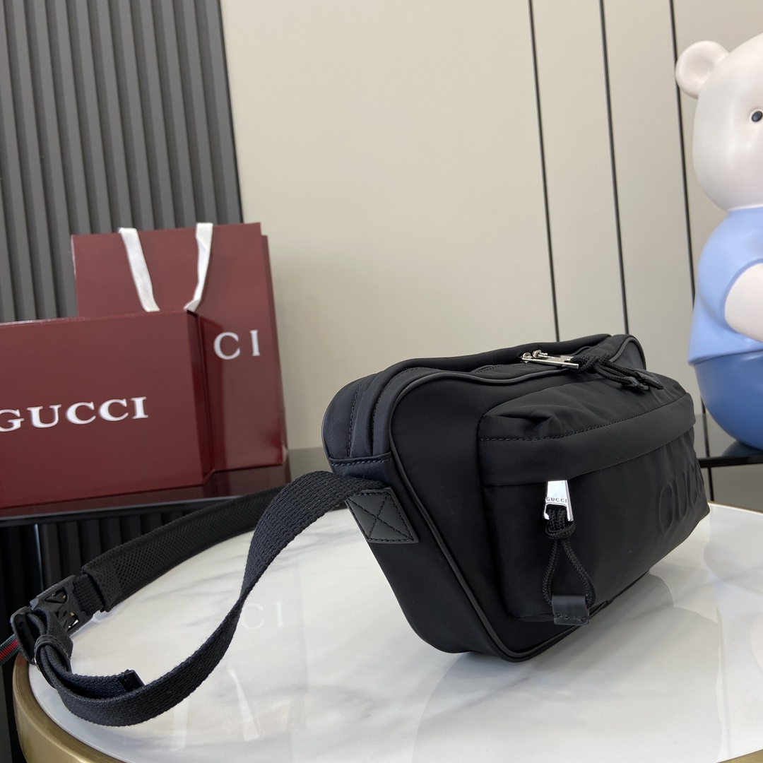 Gucci Small Crossbody Bag With Gucci Logo - FashionPlug