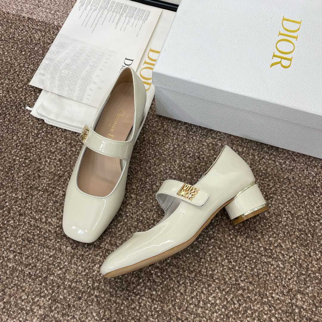 Dior Miss Dior Pump - FashionPlug