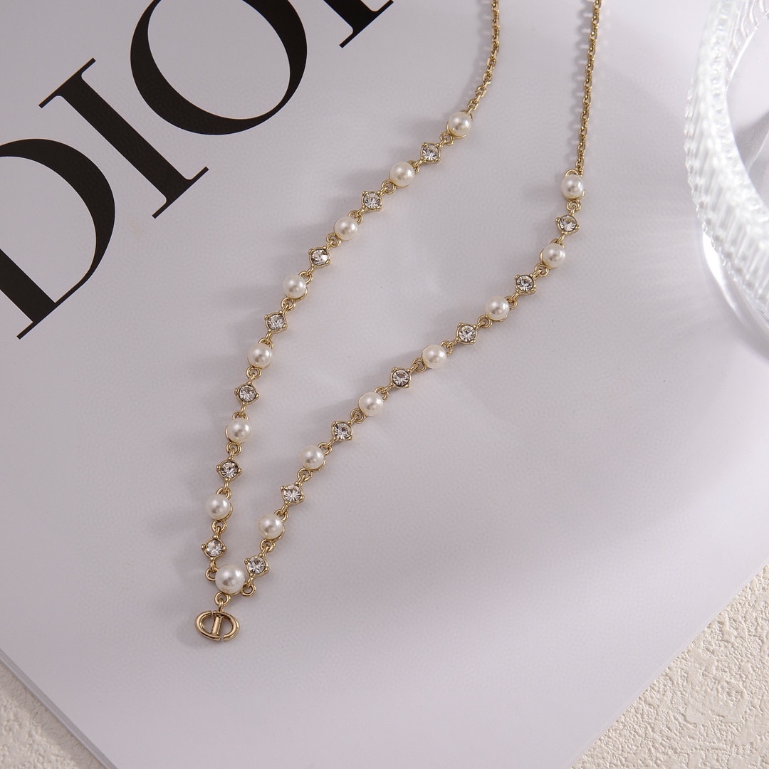 Dior Petit CD Treasure Necklace - FashionPlug