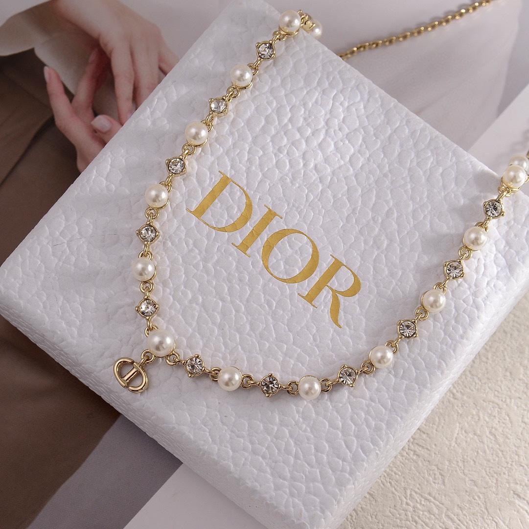 Dior Petit CD Treasure Necklace - FashionPlug