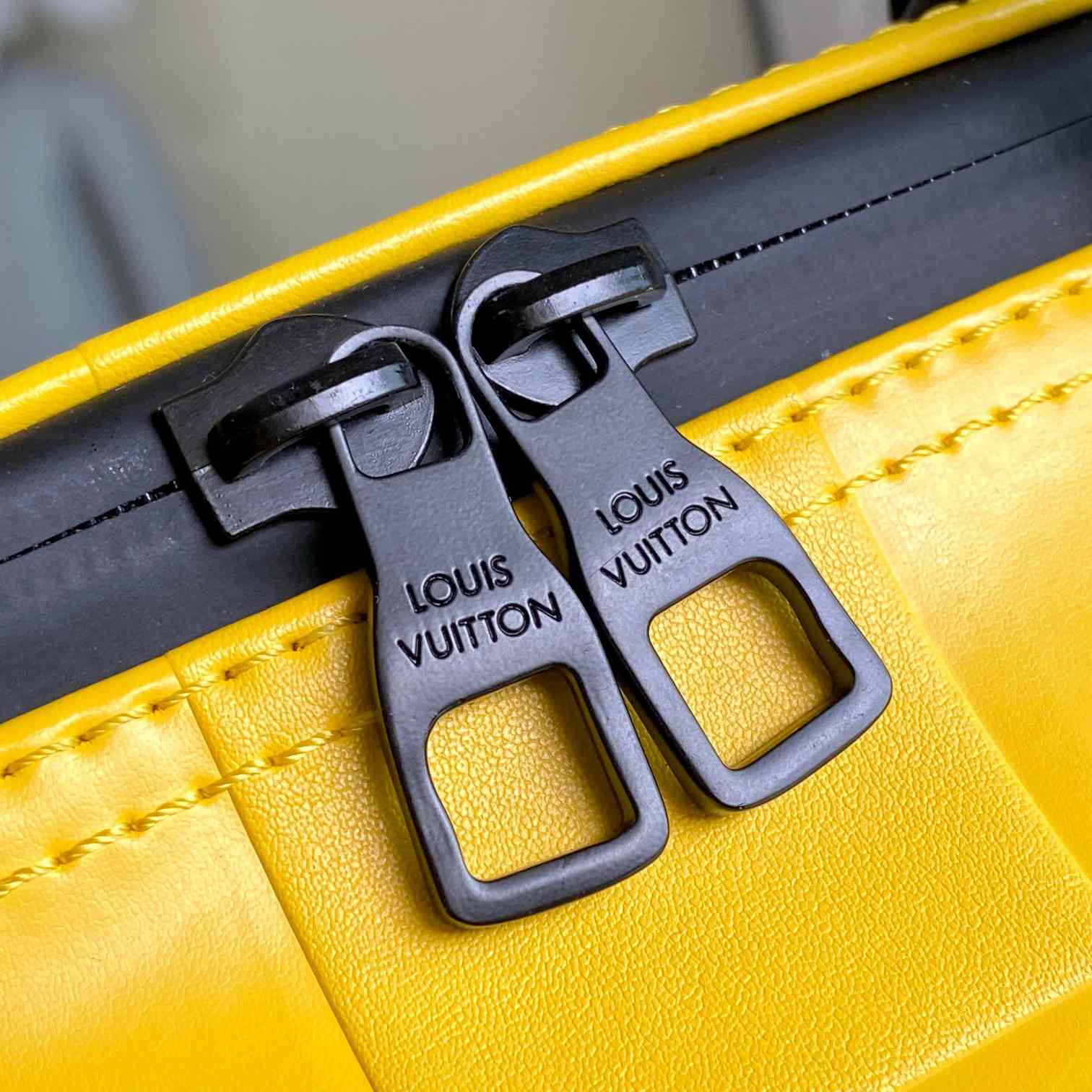 Louis Vuitton Keepall Bandoulière 50   M25019 - FashionPlug