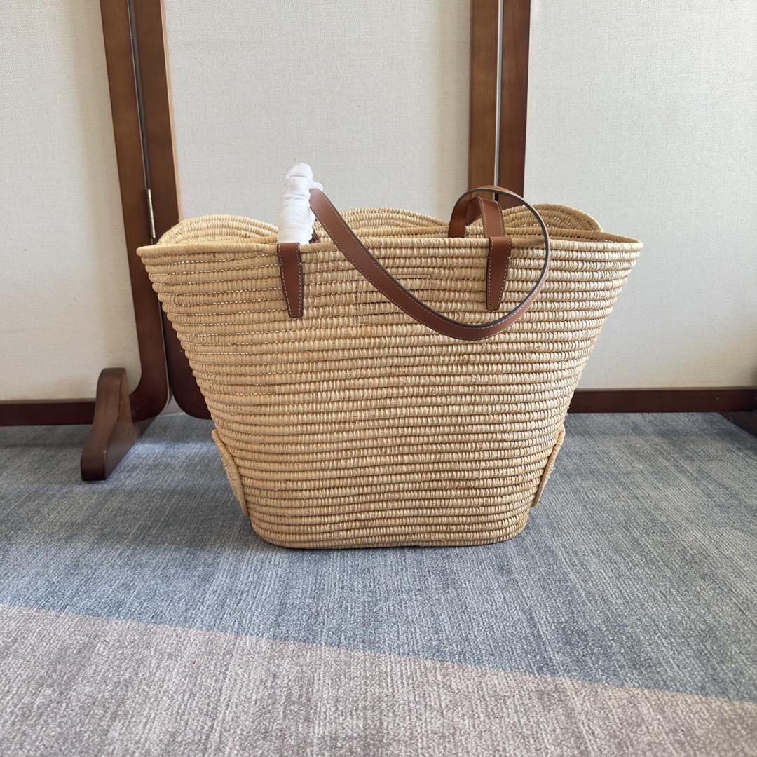 Celine Classic Panier Medium Braided Triomphe In Raffia And Calfskin - FashionPlug