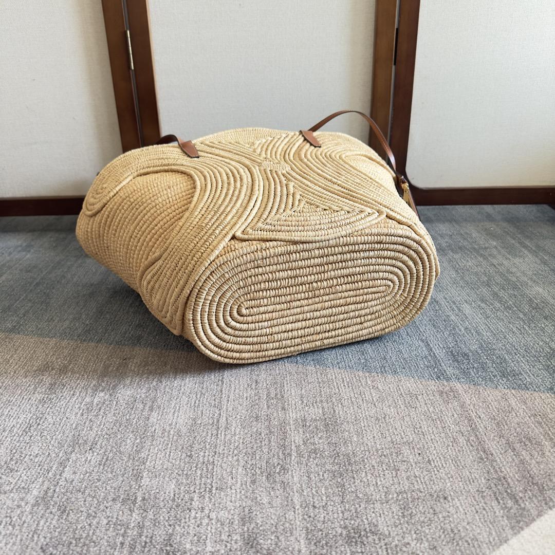 Celine Classic Panier Medium Braided Triomphe In Raffia And Calfskin - FashionPlug