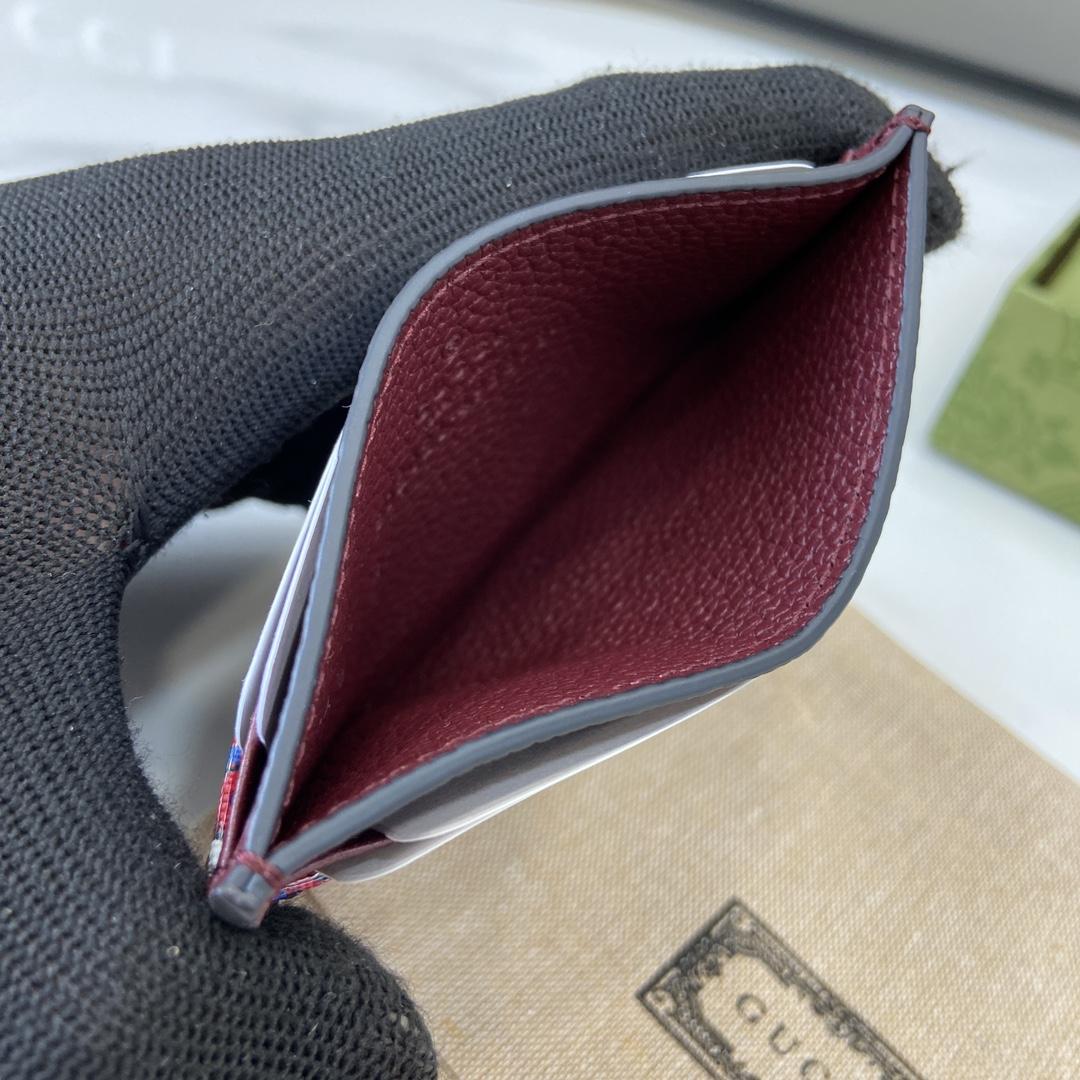 Gucci Card Case With GG Shadow - FashionPlug