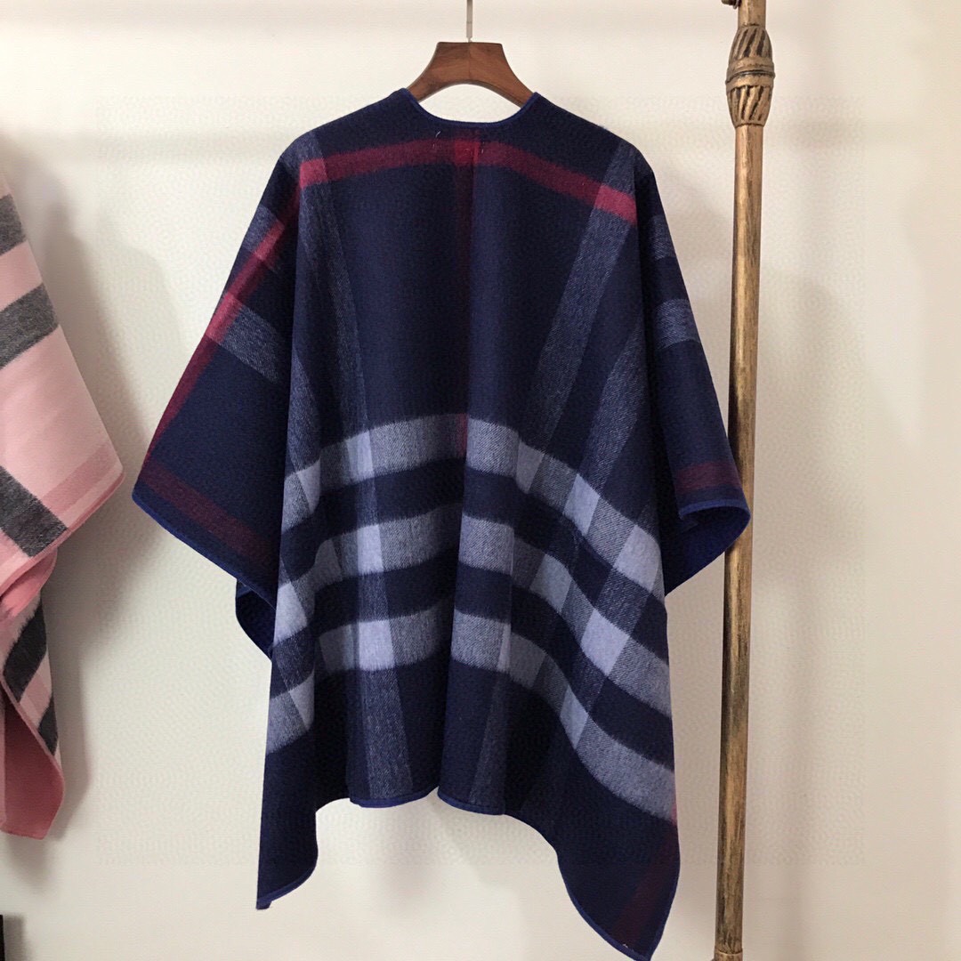 Burberry Charlotte Reversible Wool Felt Cape    140*140cm - FashionPlug