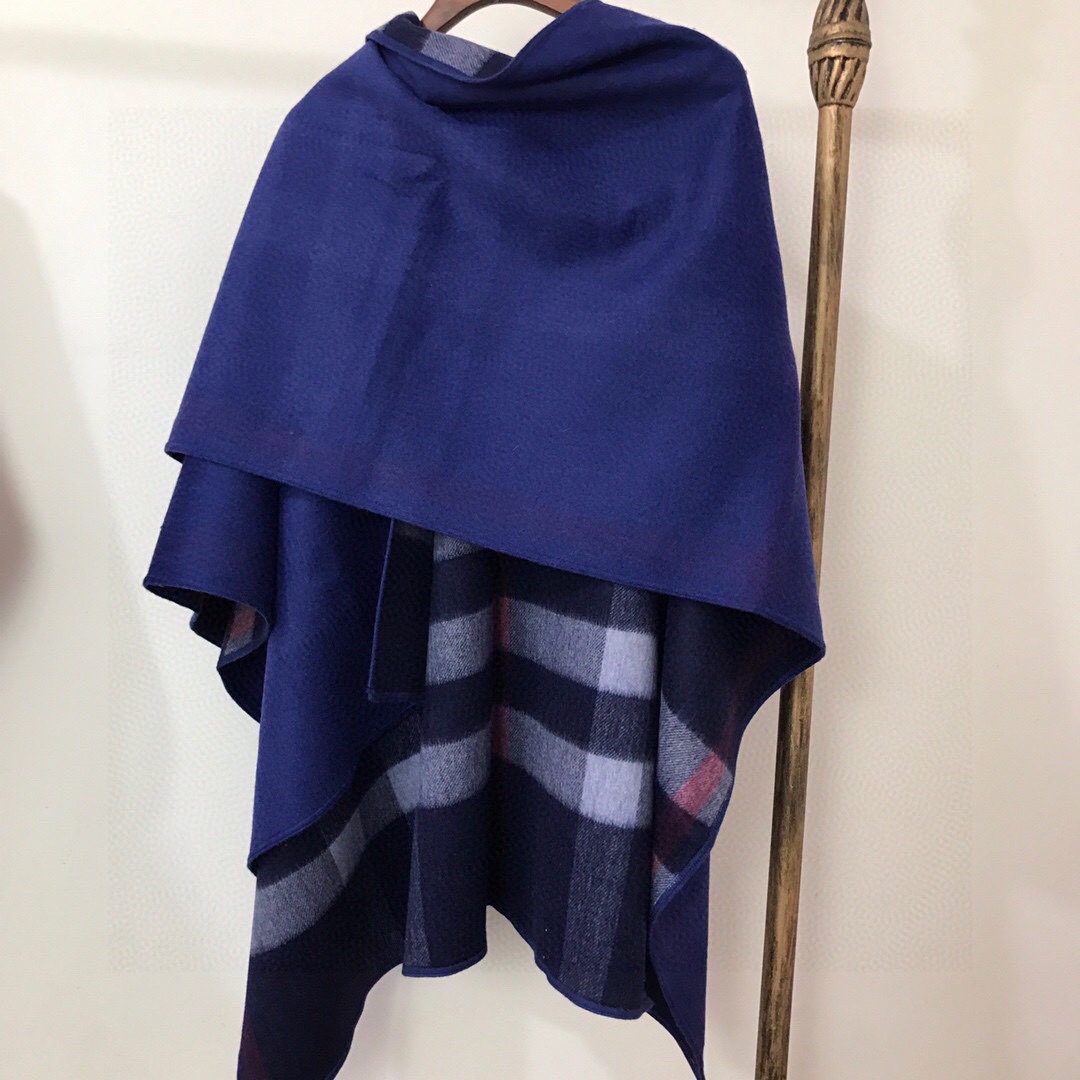 Burberry Charlotte Reversible Wool Felt Cape    140*140cm - FashionPlug