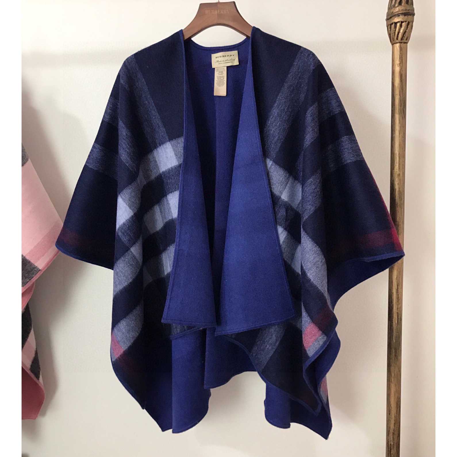 Burberry Charlotte Reversible Wool Felt Cape    140*140cm - FashionPlug