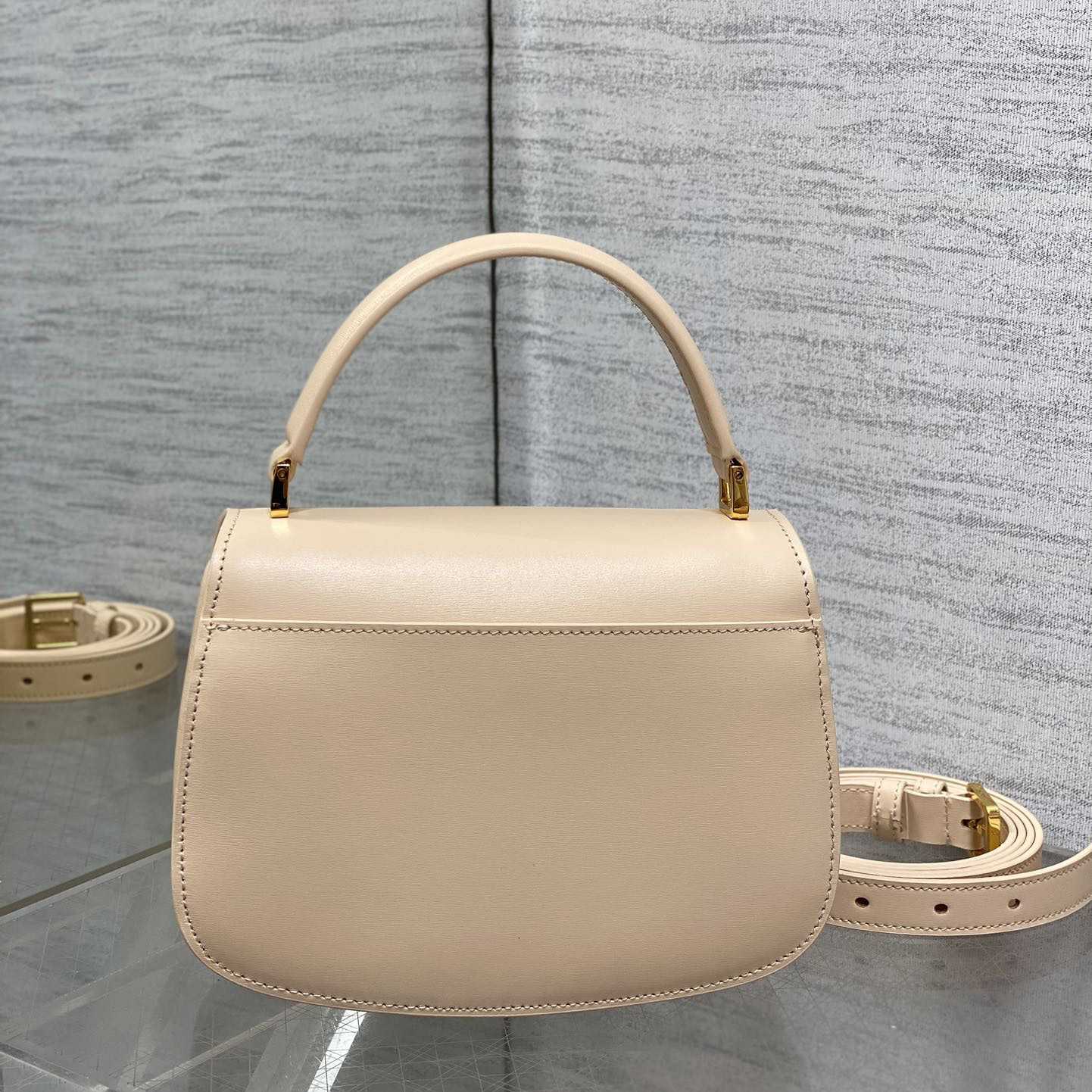 Dior Medium 30 Montaigne Avenue Top Handle Bag - FashionPlug