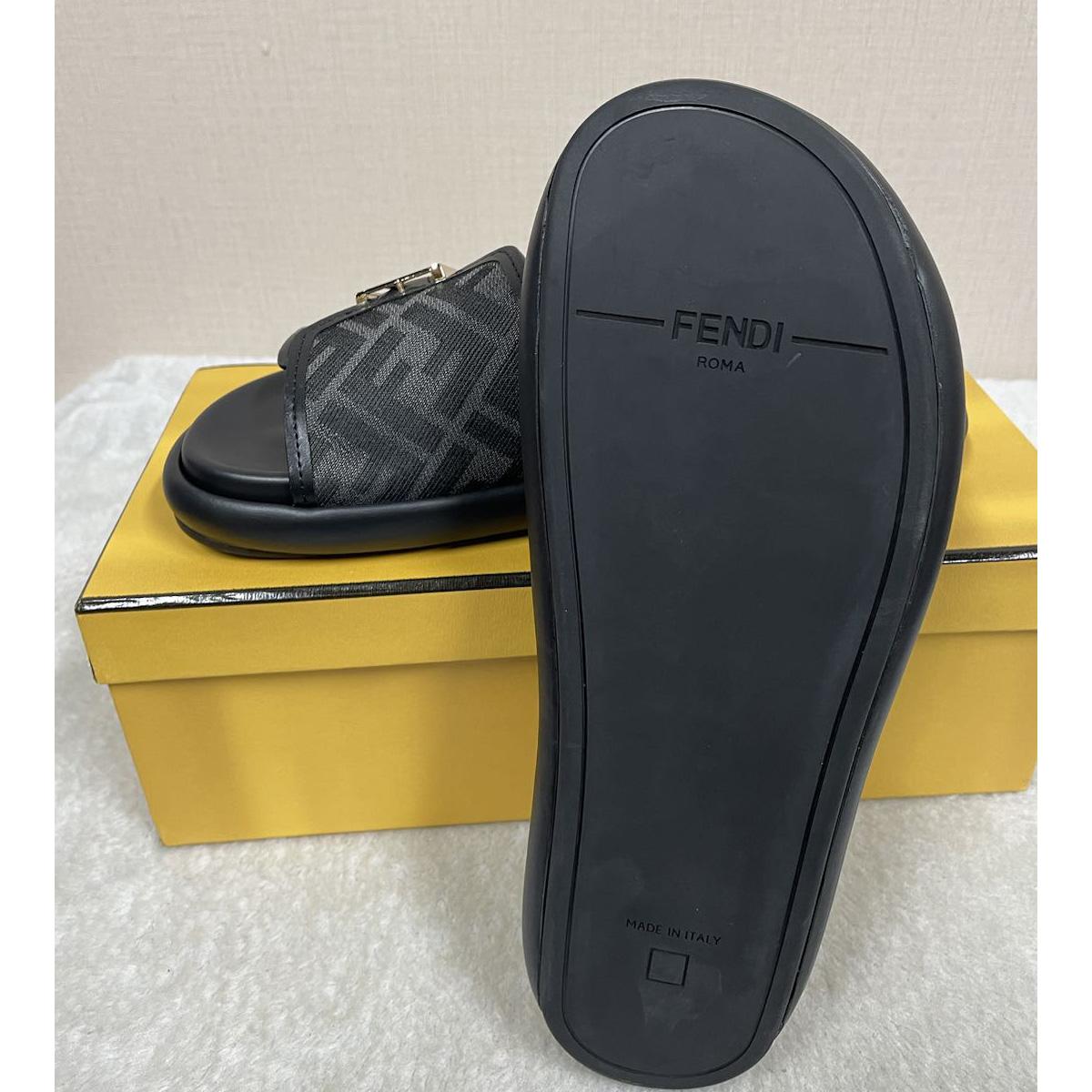 Fendi Feel Black Fabric Slides - FashionPlug