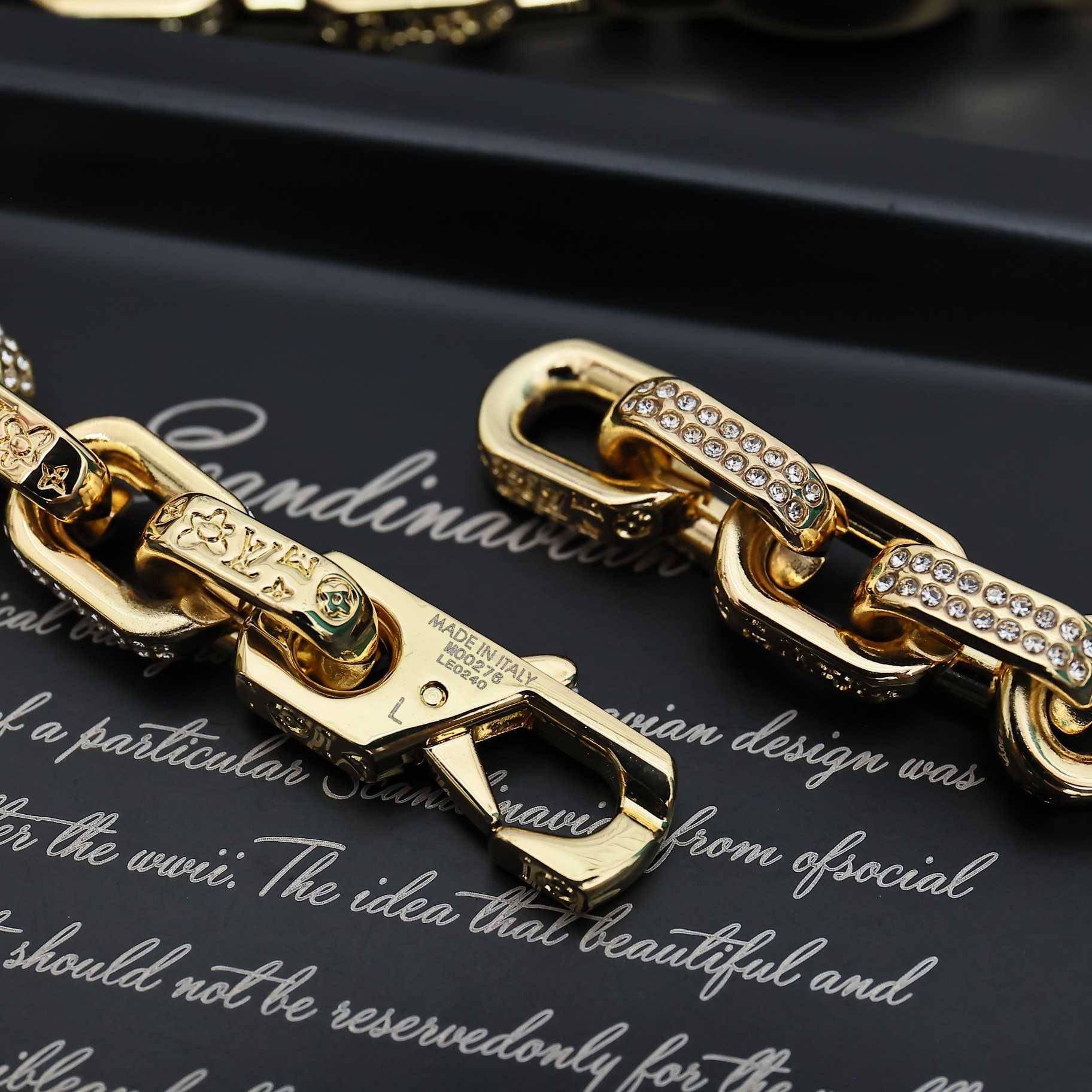 Louis Vuitton Paradise Stone Necklace  M01875 - FashionPlug
