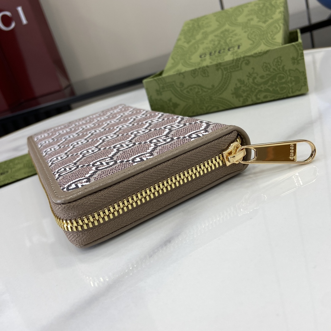 Gucci Zip-around Wallet With GG Shadow - FashionPlug