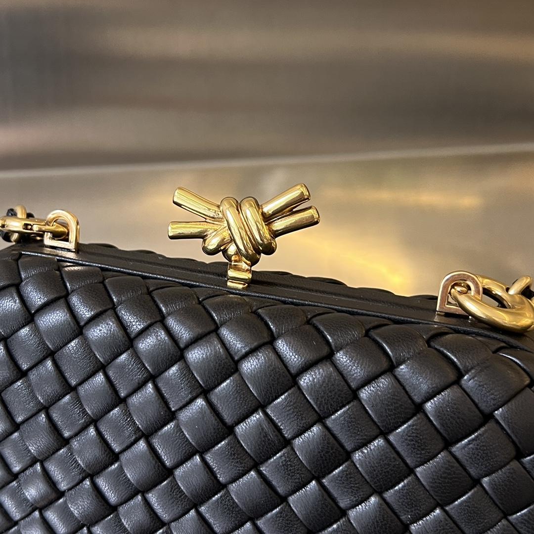 Bottega Veneta Knot （19*11.5*5cm） - FashionPlug