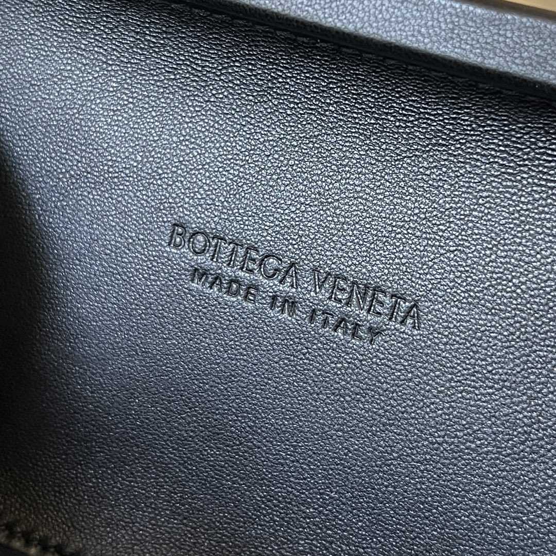 Bottega Veneta Knot （19*11.5*5cm） - FashionPlug