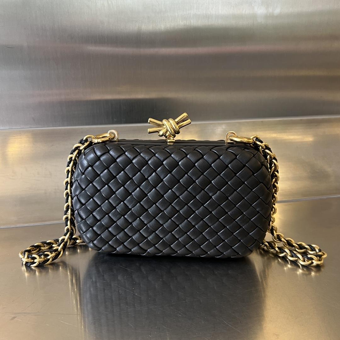 Bottega Veneta Knot （19*11.5*5cm） - FashionPlug