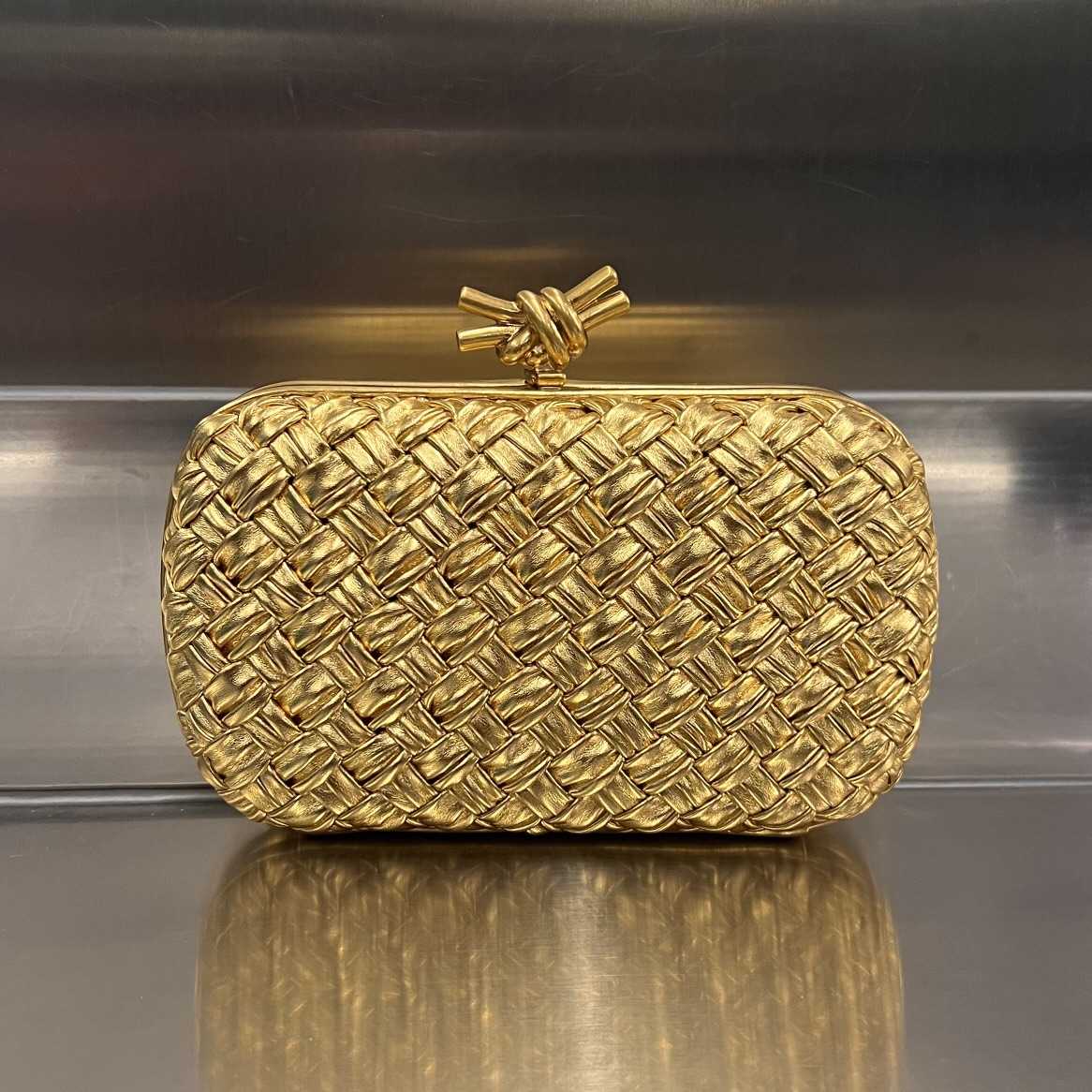 Bottega Veneta Knot （19*11.5*5cm） - FashionPlug