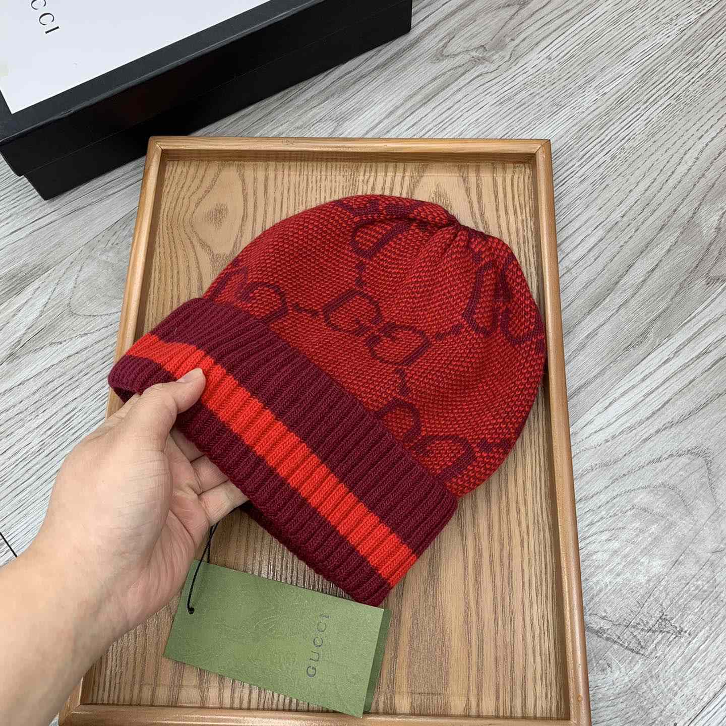 Gucci Beanie  - FashionPlug