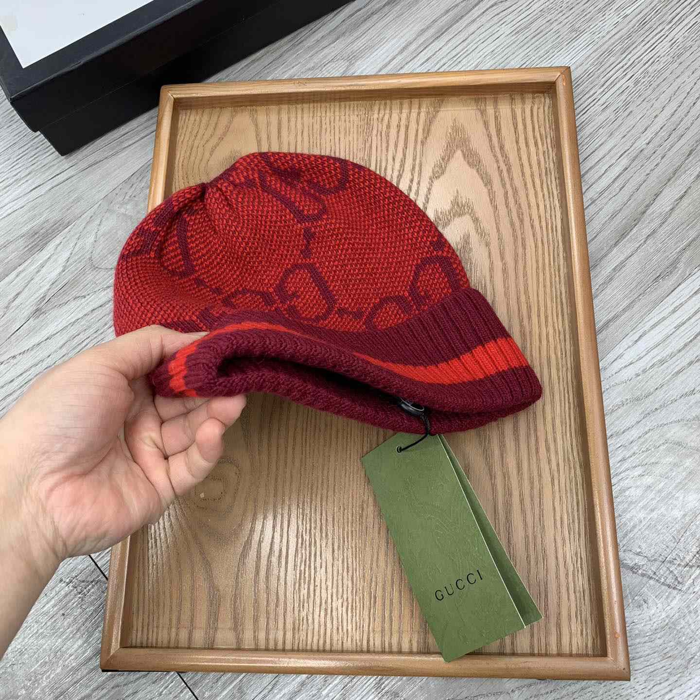 Gucci Beanie  - FashionPlug