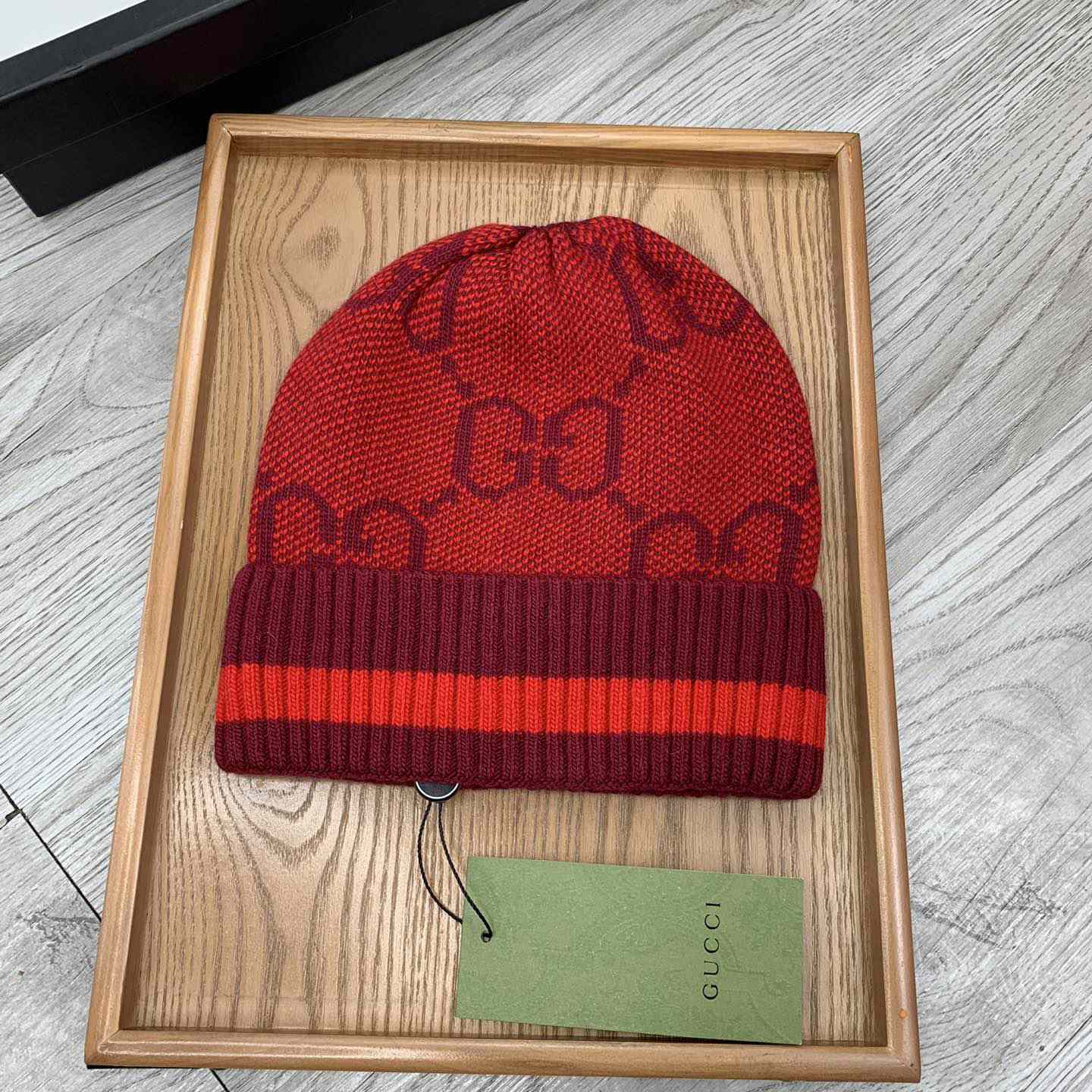 Gucci Beanie  - FashionPlug