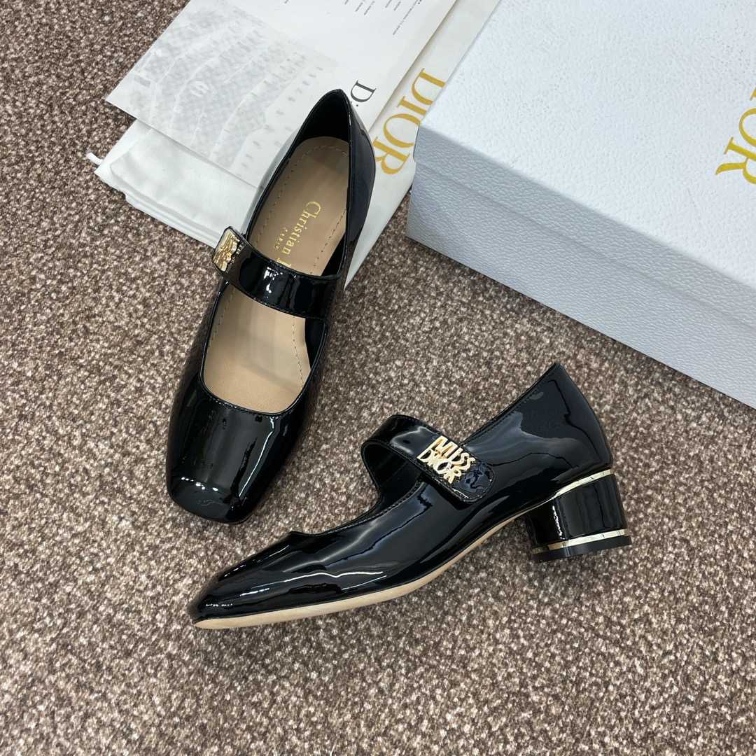 Dior Miss Dior Pump - FashionPlug