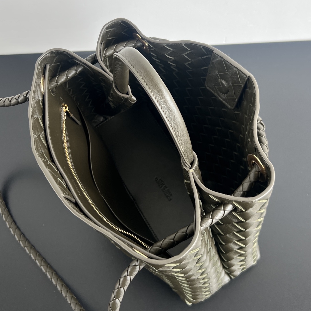 Bottega Veneta Medium Andiamo  32*24*12CM - FashionPlug