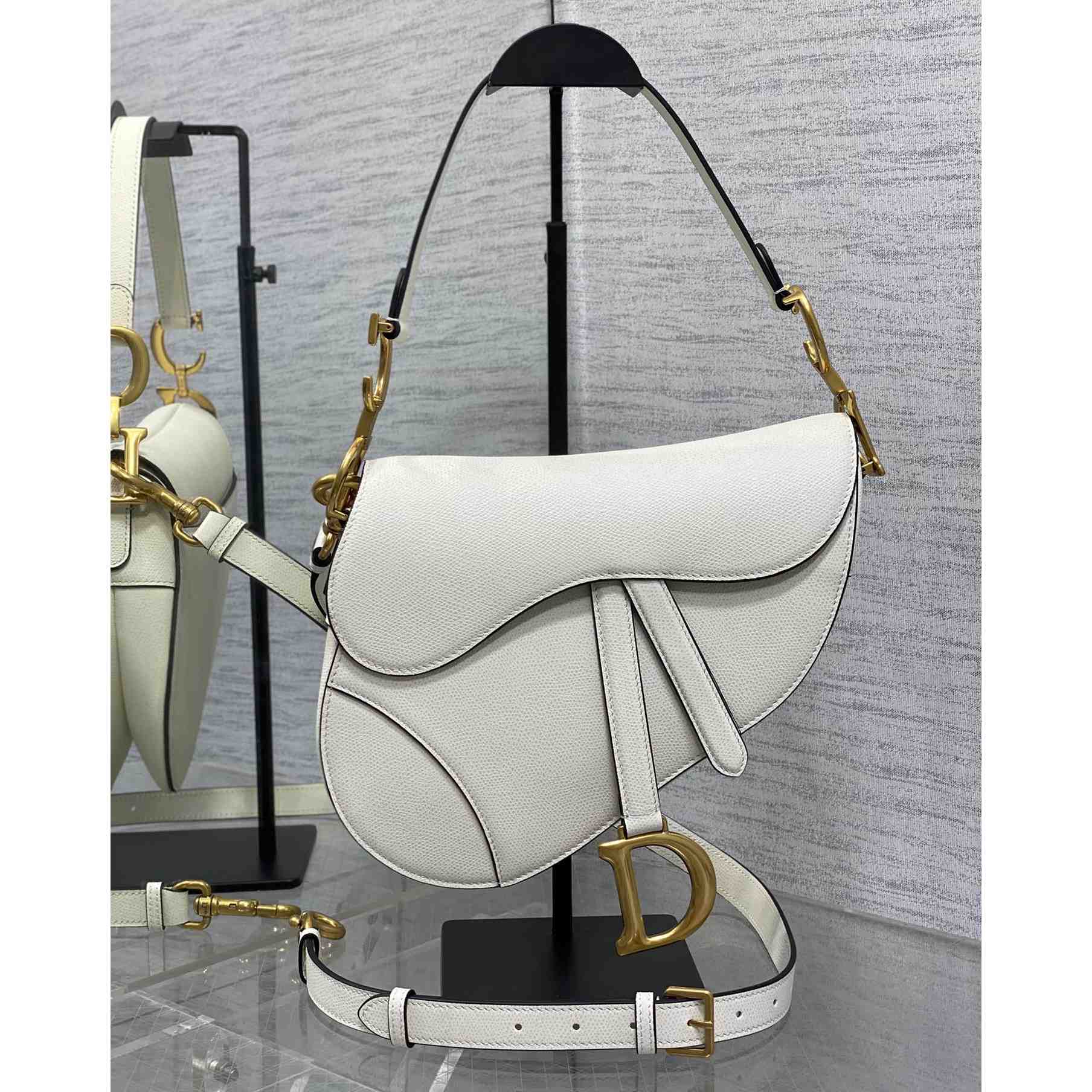 Dior Saddle Bag (24×6×18cm) - FashionPlug