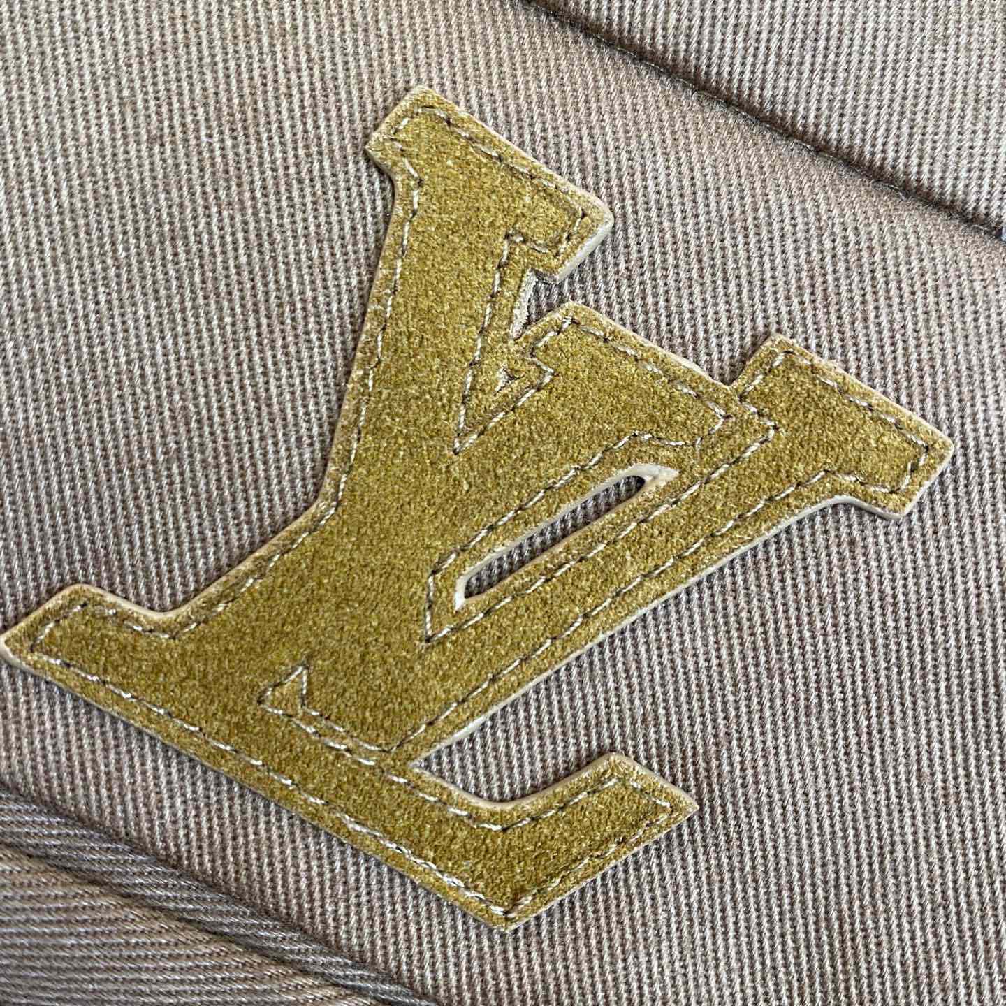 Louis Vuitton Tailored Chino Pants - FashionPlug