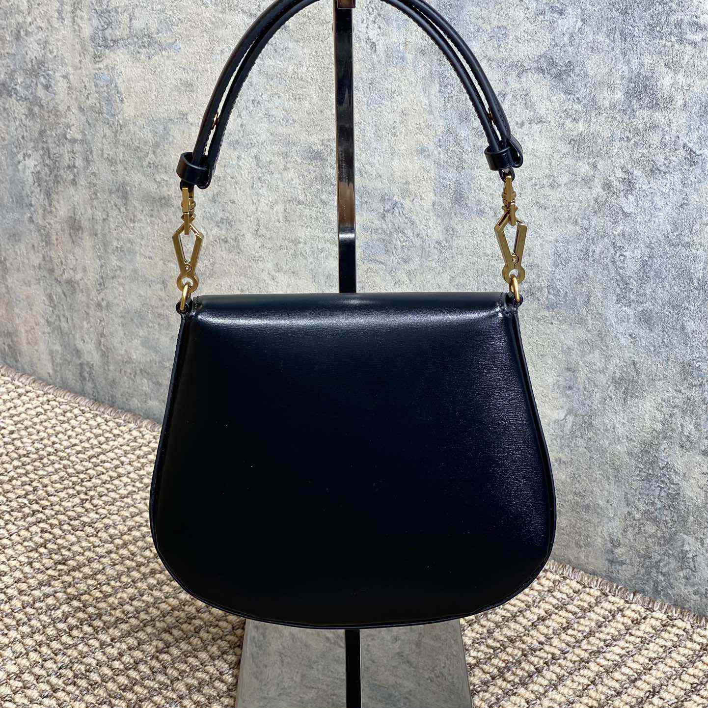 Saint Laurent Voltaire Top Handle In Box Saint Laurent - FashionPlug