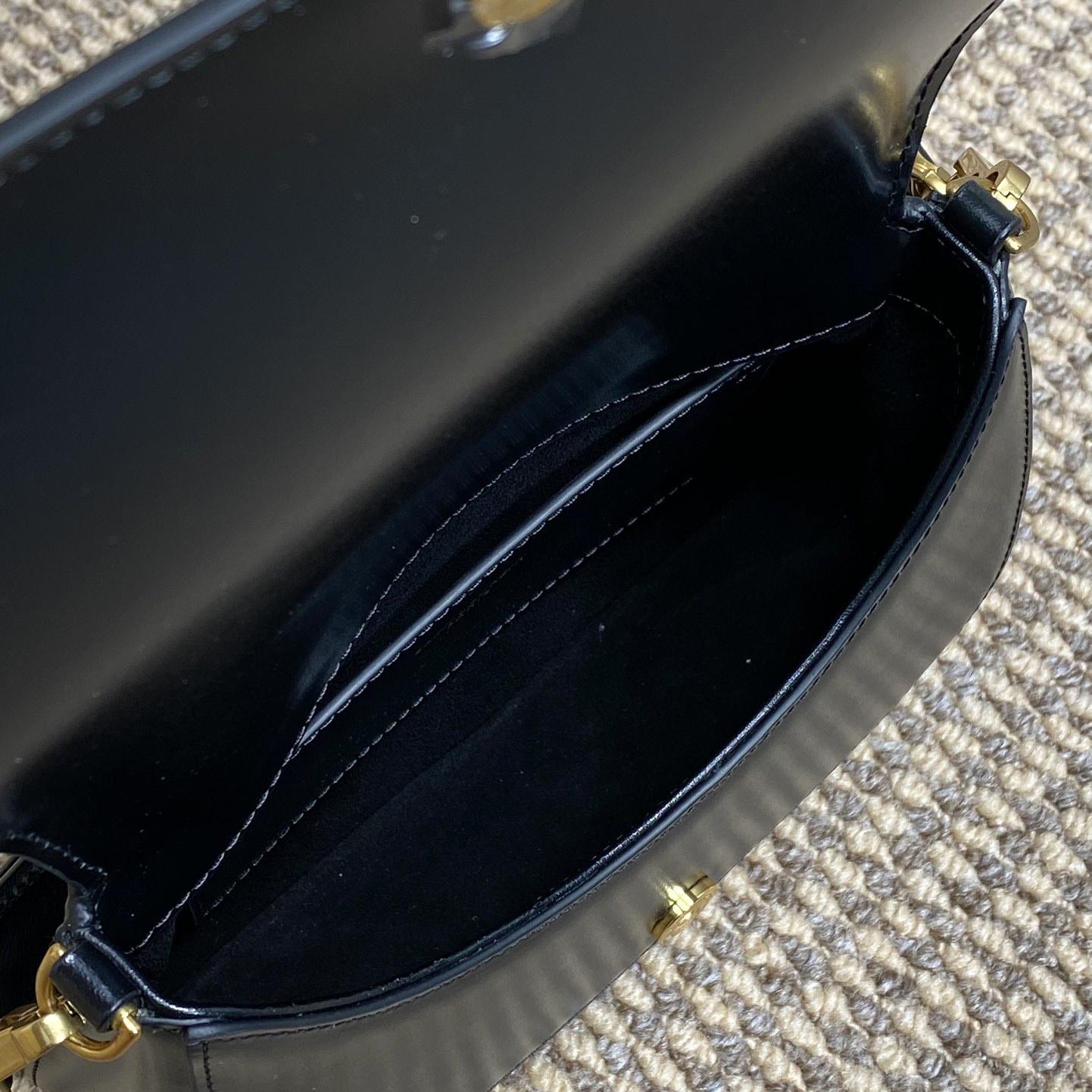 Saint Laurent Voltaire Top Handle In Box Saint Laurent - FashionPlug