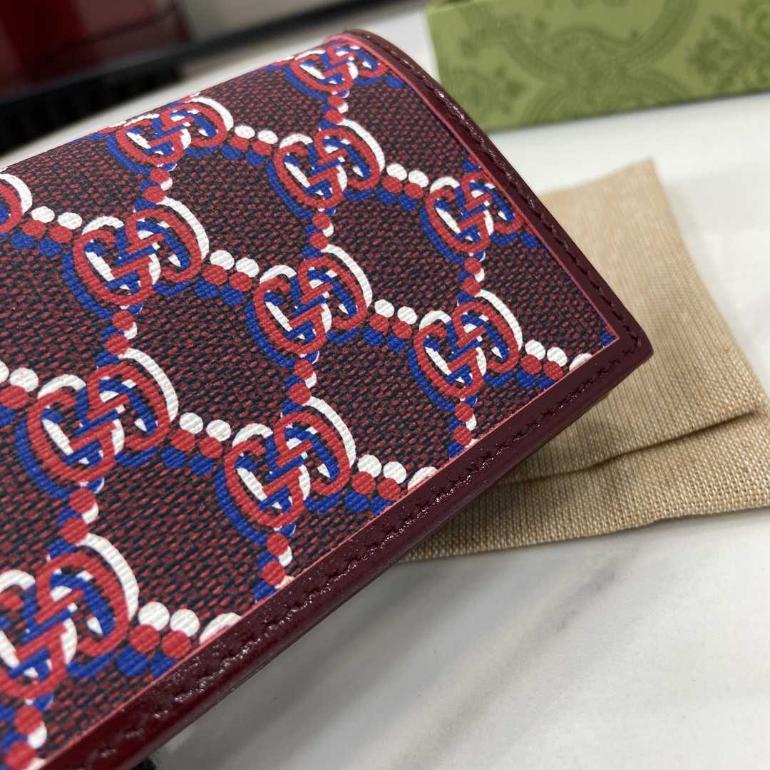 Gucci Card Case Wallet With GG Shadow - FashionPlug
