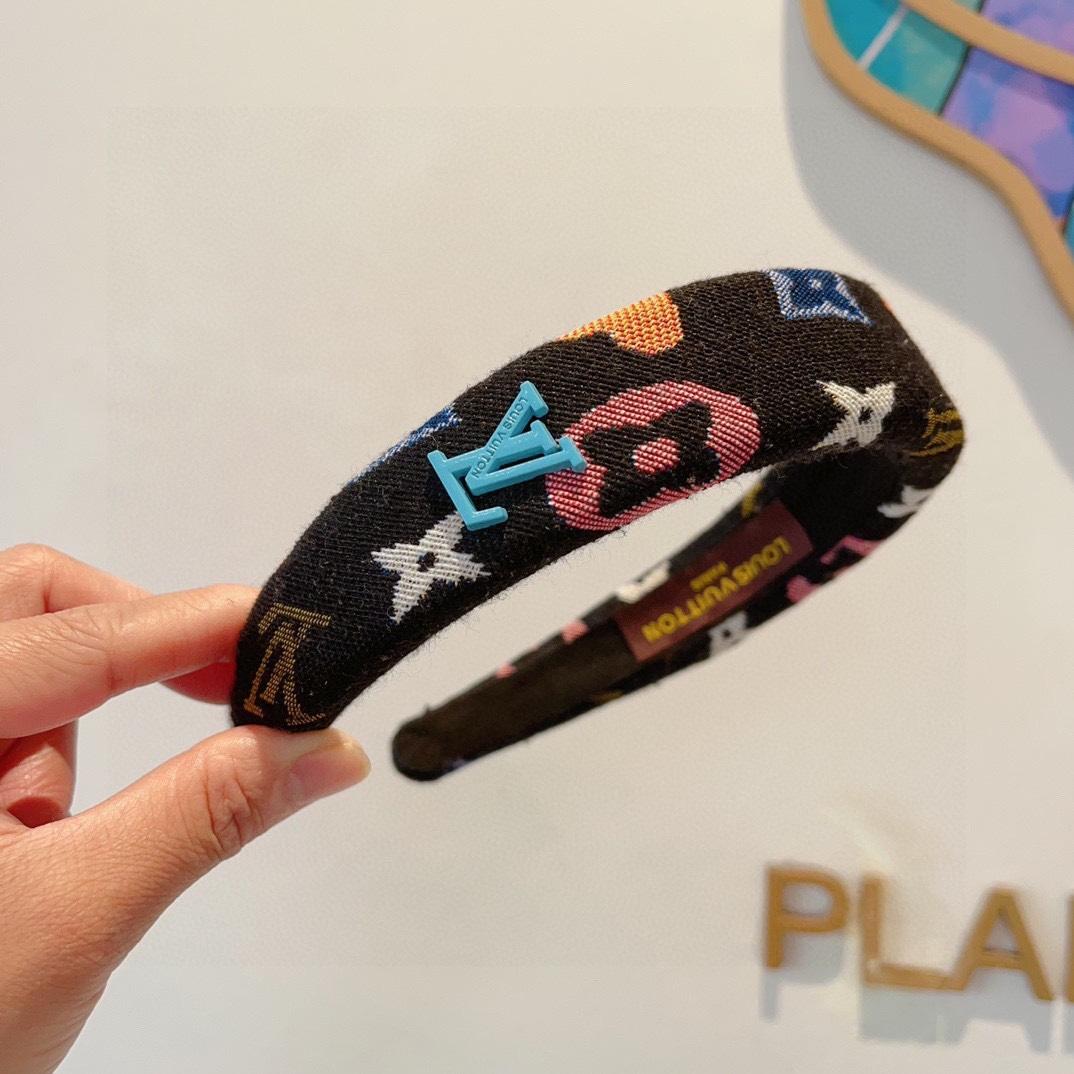 Louis Vuitton Headband  - FashionPlug