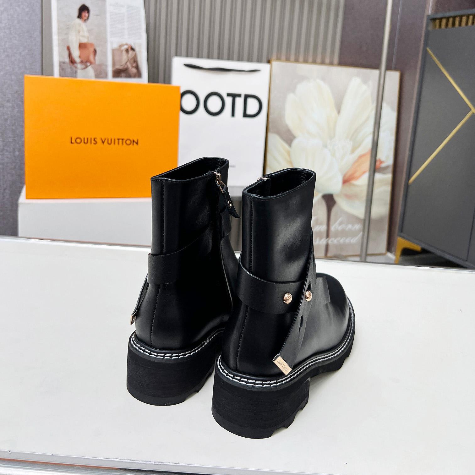 Louis Vuitton LV Beaubourg Ankle Boot   1ADADP - FashionPlug