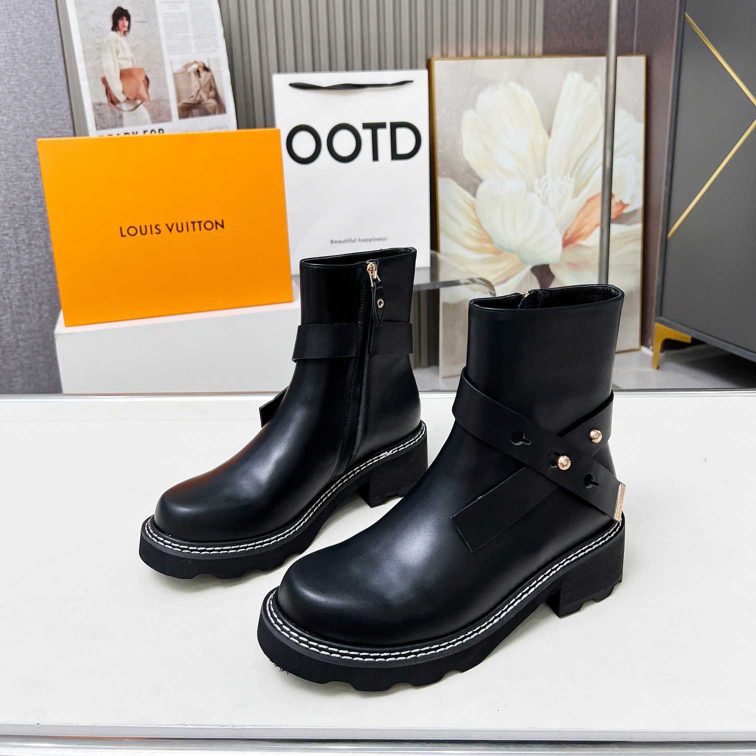 Louis Vuitton LV Beaubourg Ankle Boot   1ADADP - FashionPlug