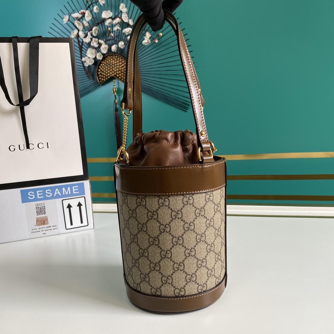 Gucci Horsebit 1955 Small Bucket Bag 'Beige'  (16-14-14cm) - FashionPlug