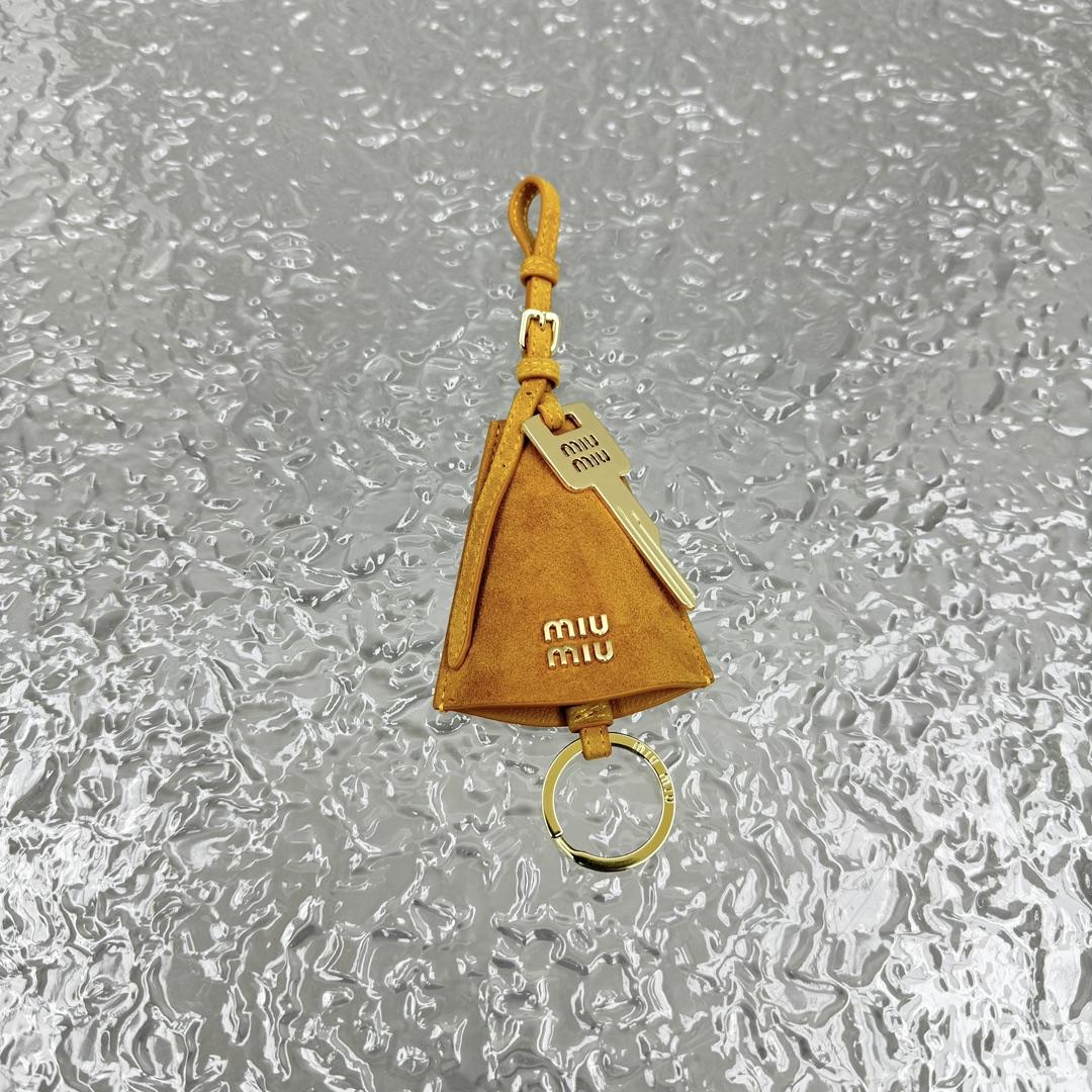 Miu Miu Logo-lettering Leather Trick - FashionPlug