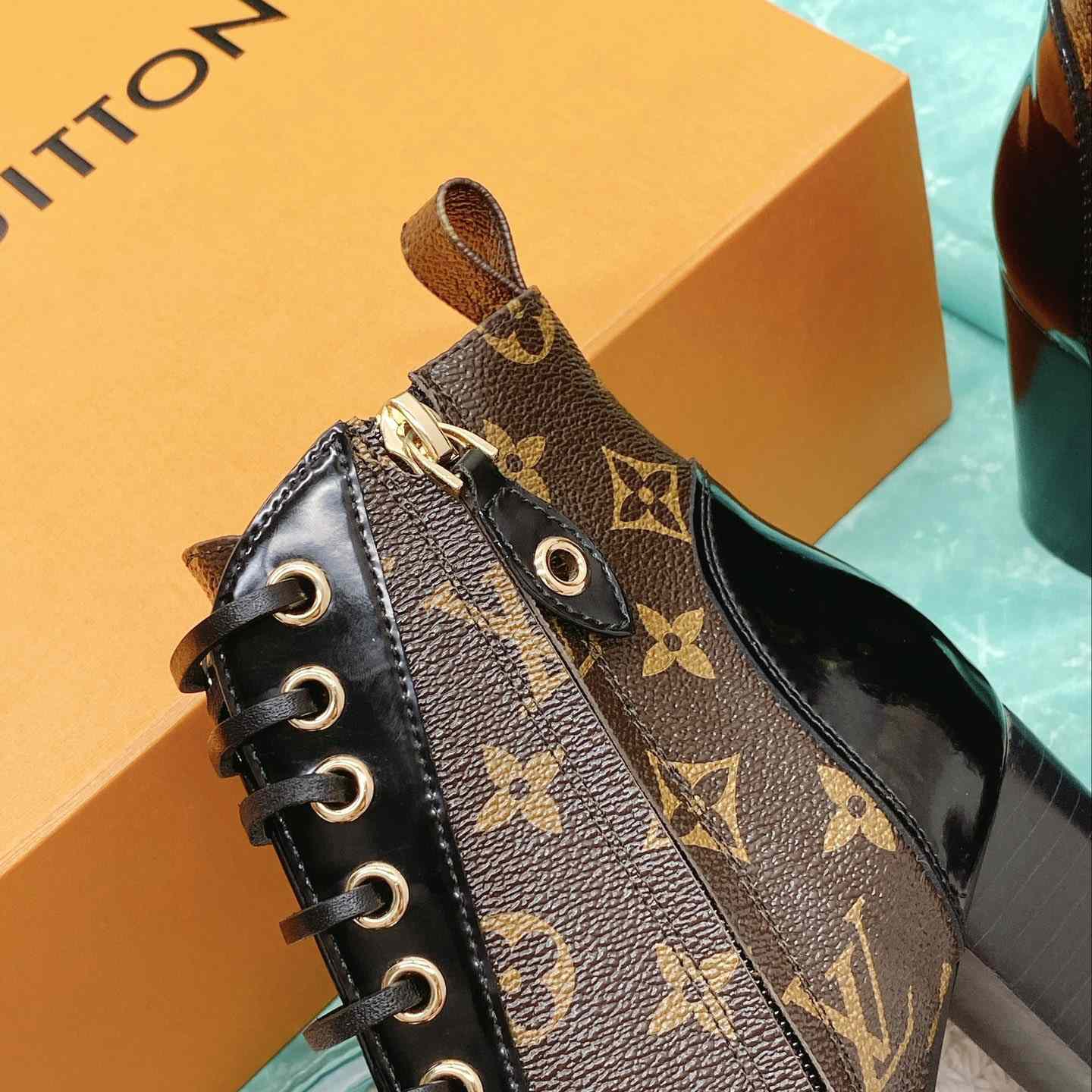Louis Vuitton Star Trail Ankle Boot   1 A2Y7X - FashionPlug