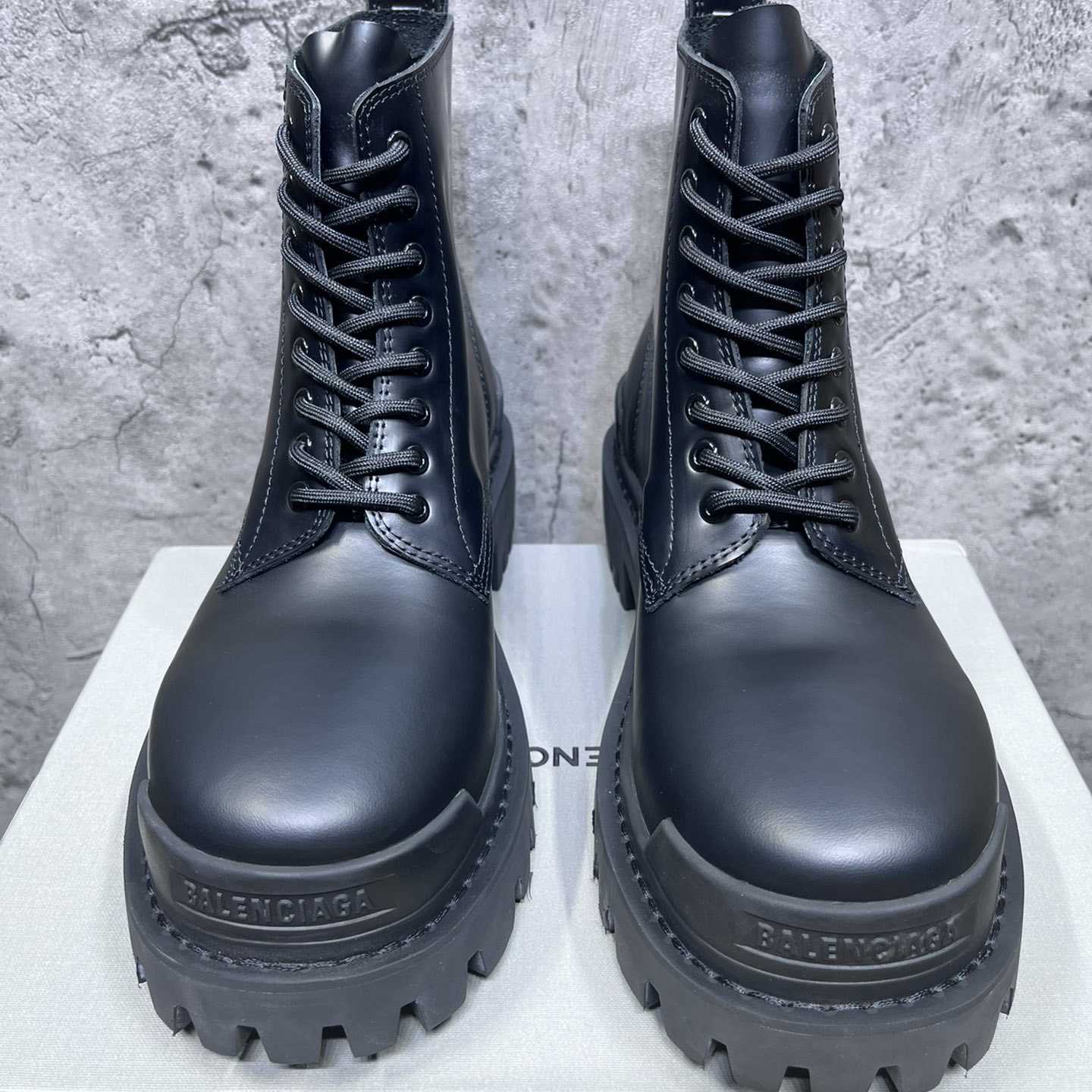 Balenciaga Men's Strike Boot - FashionPlug
