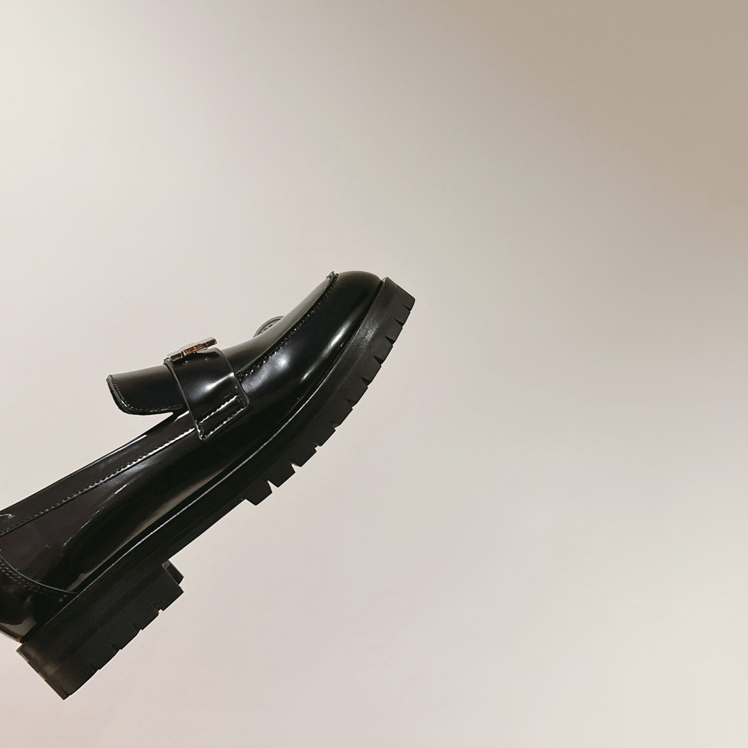 Hermes Faubourg Loafer - FashionPlug