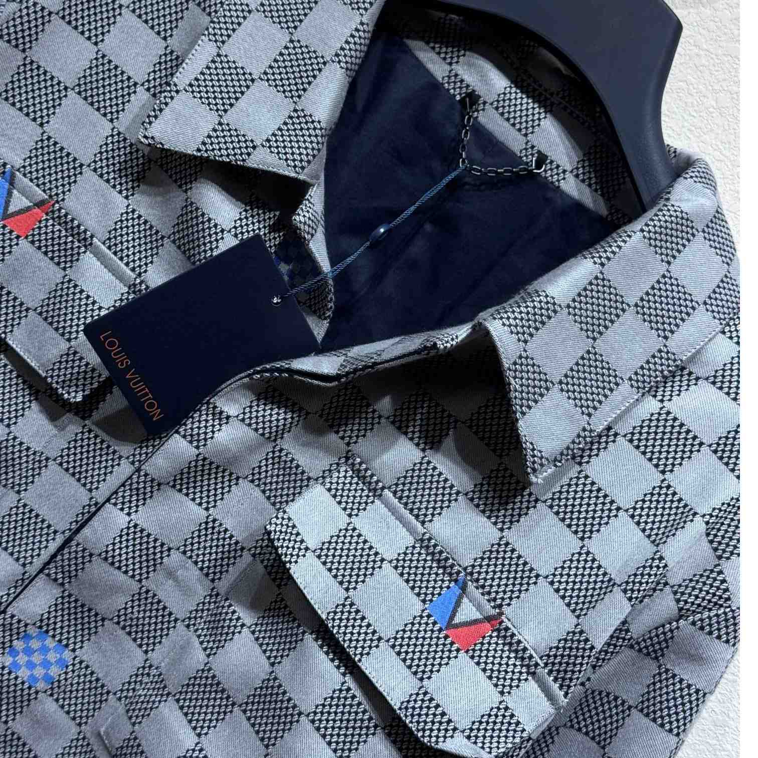 Louis Vuitton Damier Open Collar Cotton Overshirt   1AFVN2 - FashionPlug