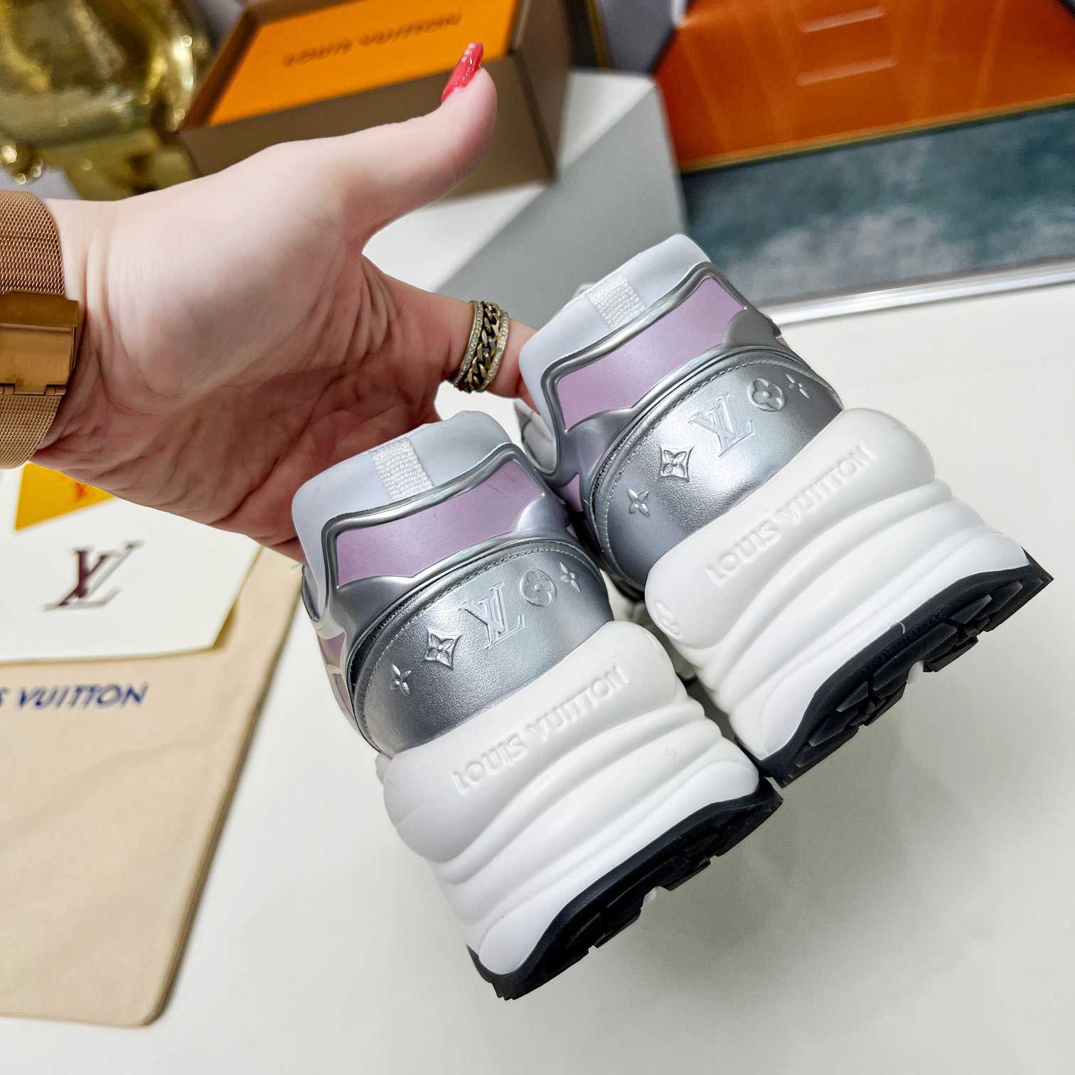 Louis Vuitton Run 55 Sneaker        1AD2PF - FashionPlug
