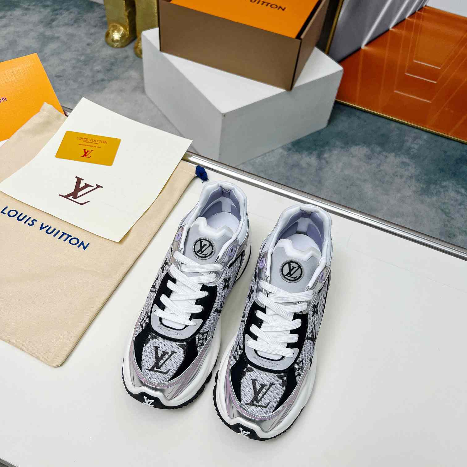 Louis Vuitton Run 55 Sneaker        1AD2PF - FashionPlug