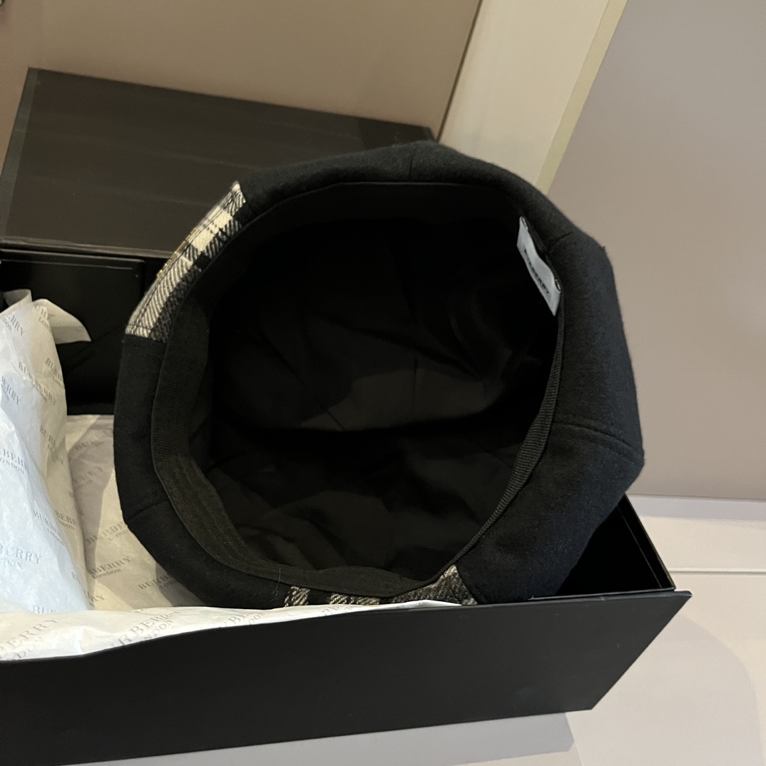 Burberry Beret Hat - FashionPlug