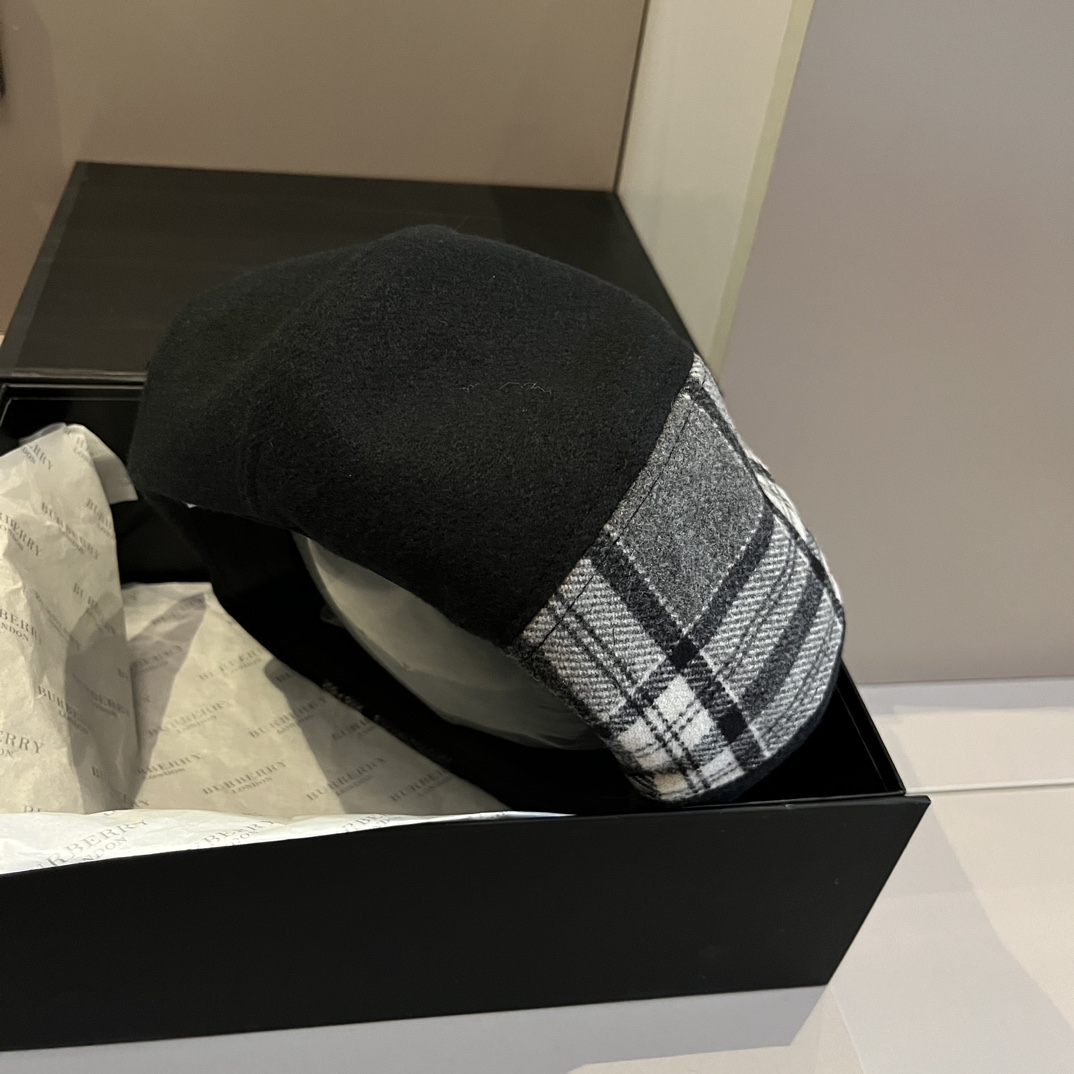 Burberry Beret Hat - FashionPlug