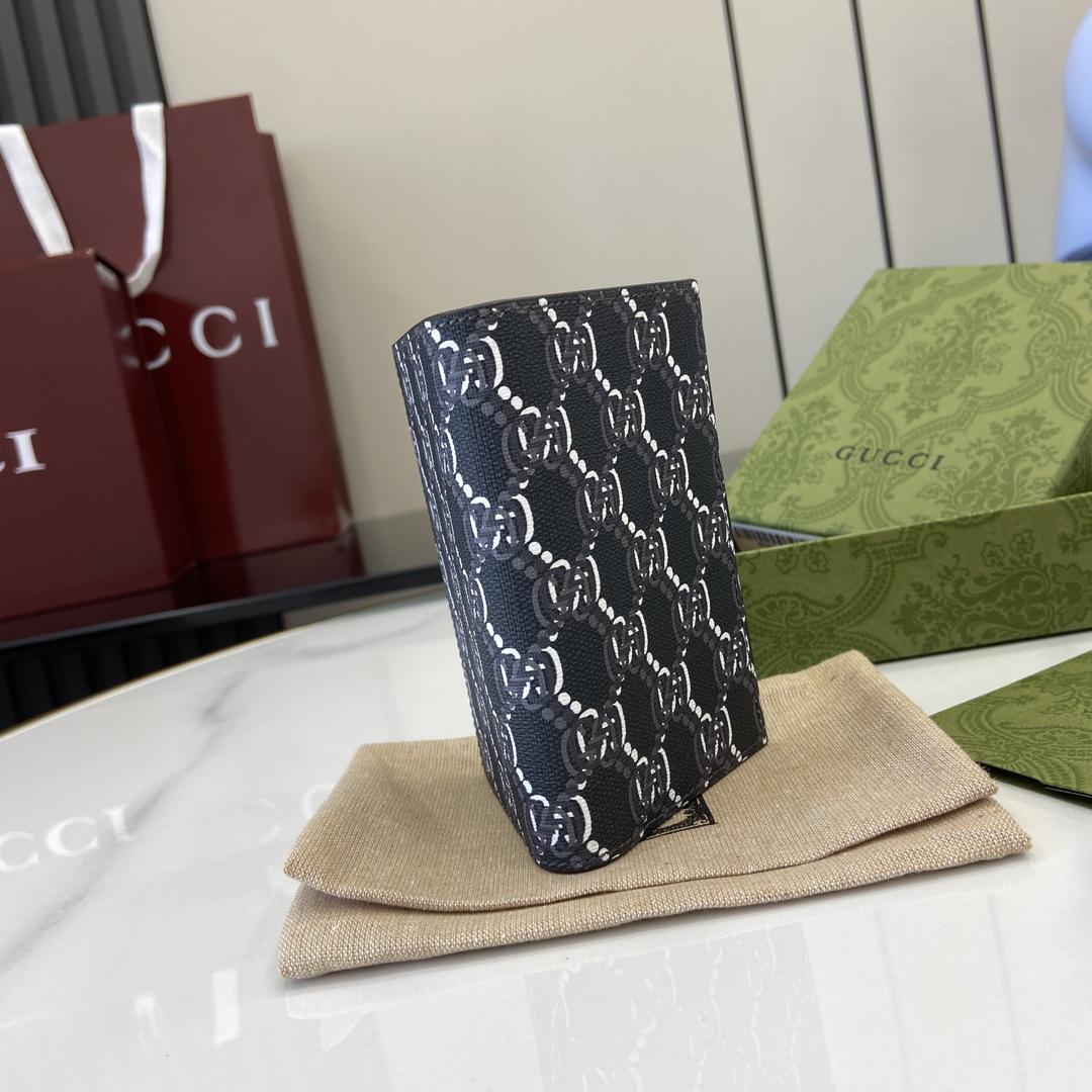Gucci Card Case With GG Shadow - FashionPlug