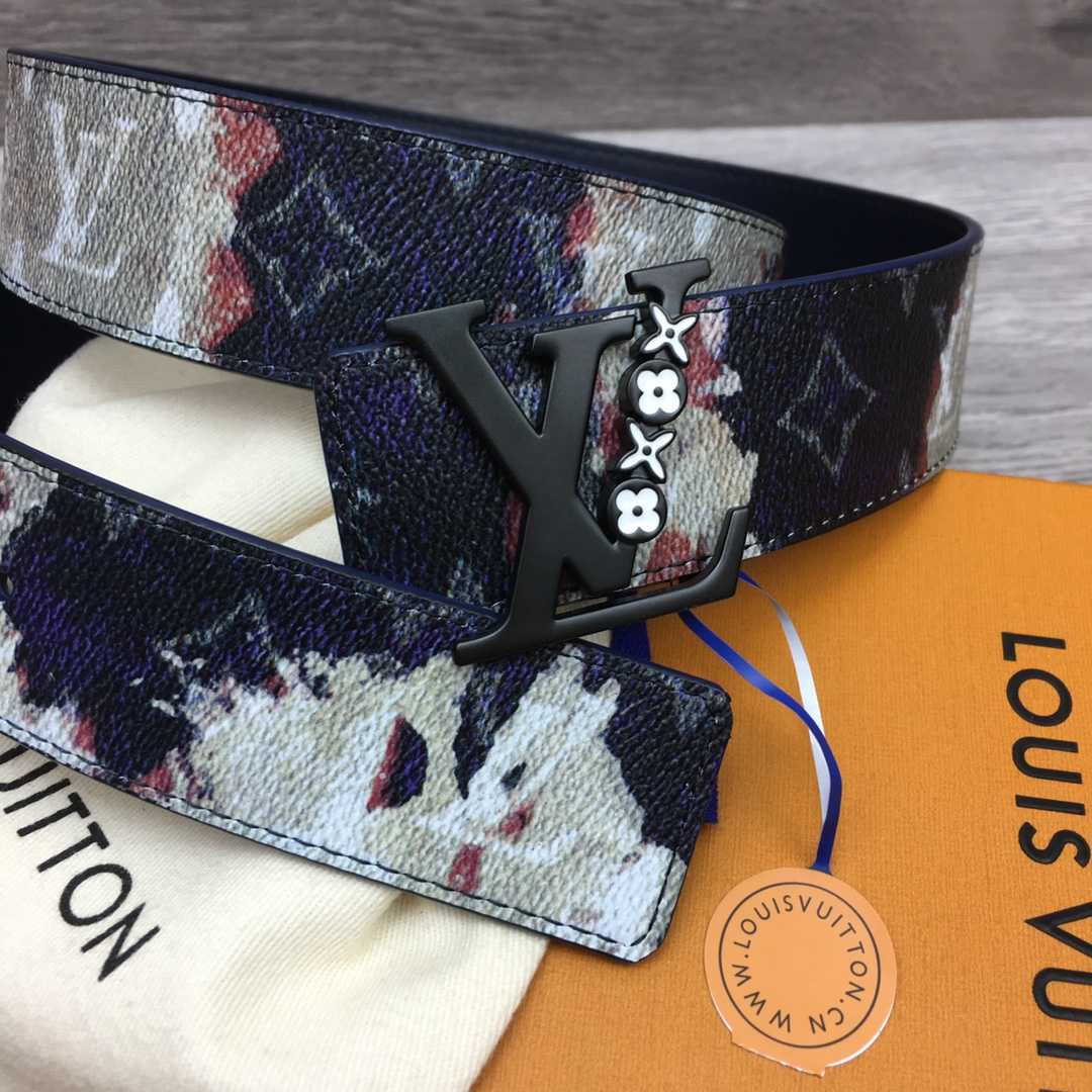 Louis Vuitton LV Initiales 40mm Reversible Belt - FashionPlug