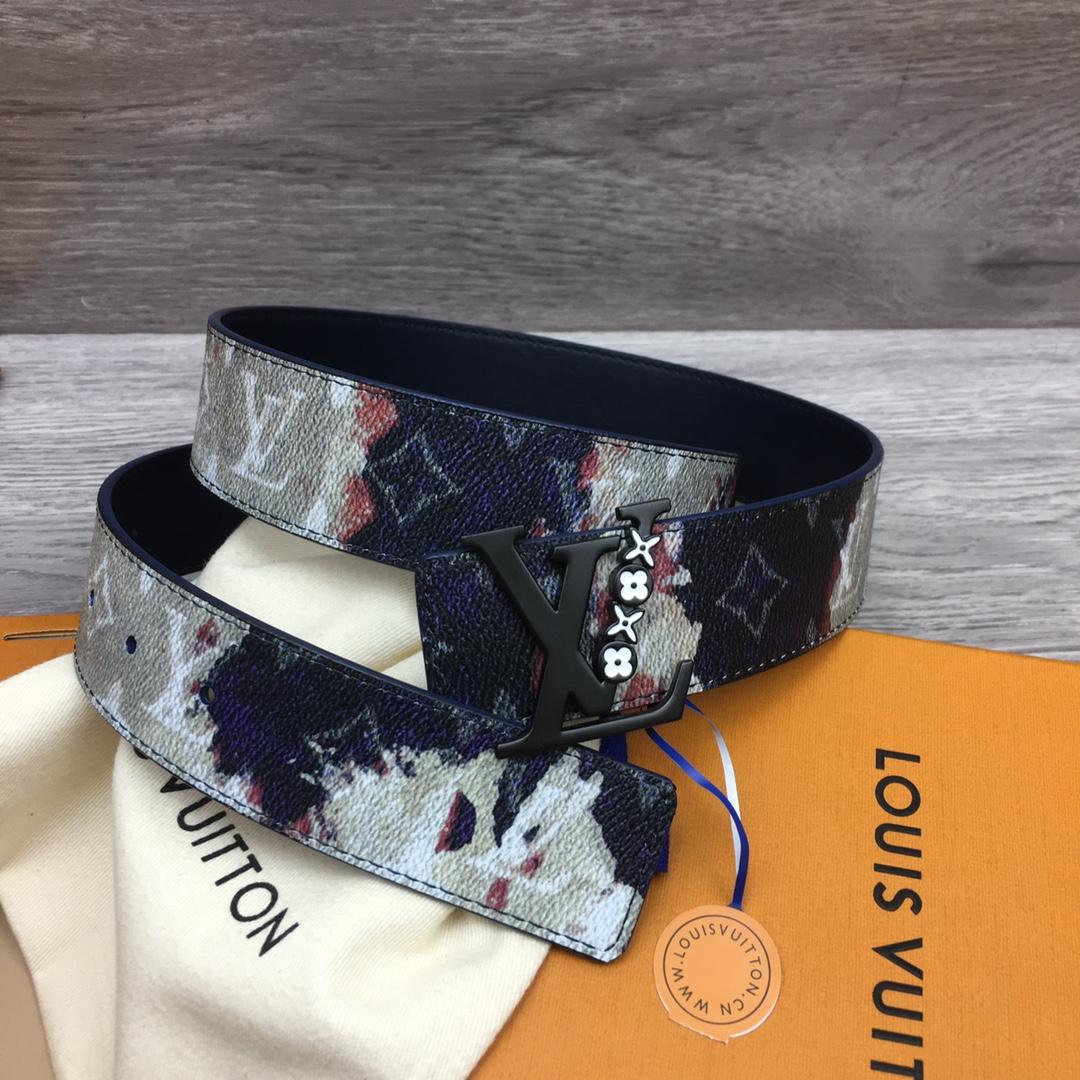 Louis Vuitton LV Initiales 40mm Reversible Belt - FashionPlug