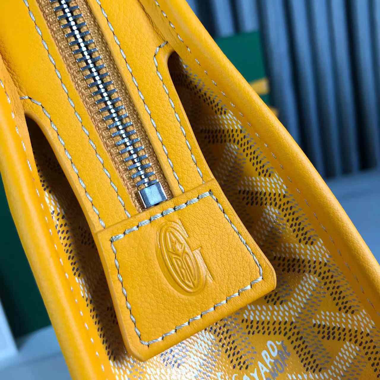 Goyard Jouvence Toiletry Bag - FashionPlug