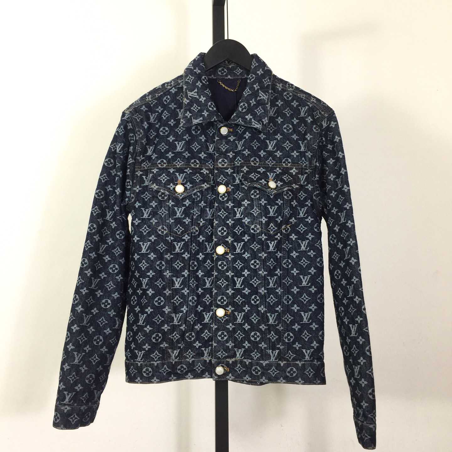 Louis Vuitton Monogram Jacquard Denim Jacket   1AFWWV - FashionPlug