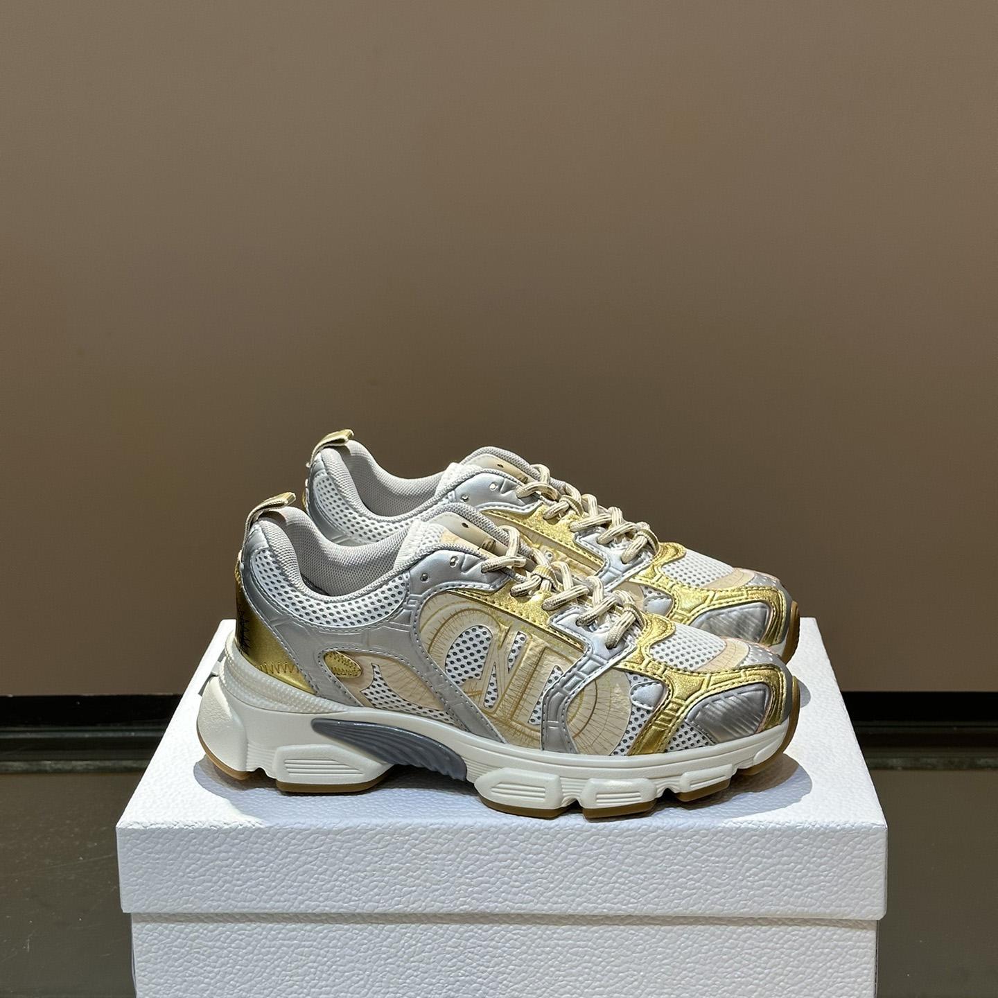 Dior Chrono Sneaker       - FashionPlug