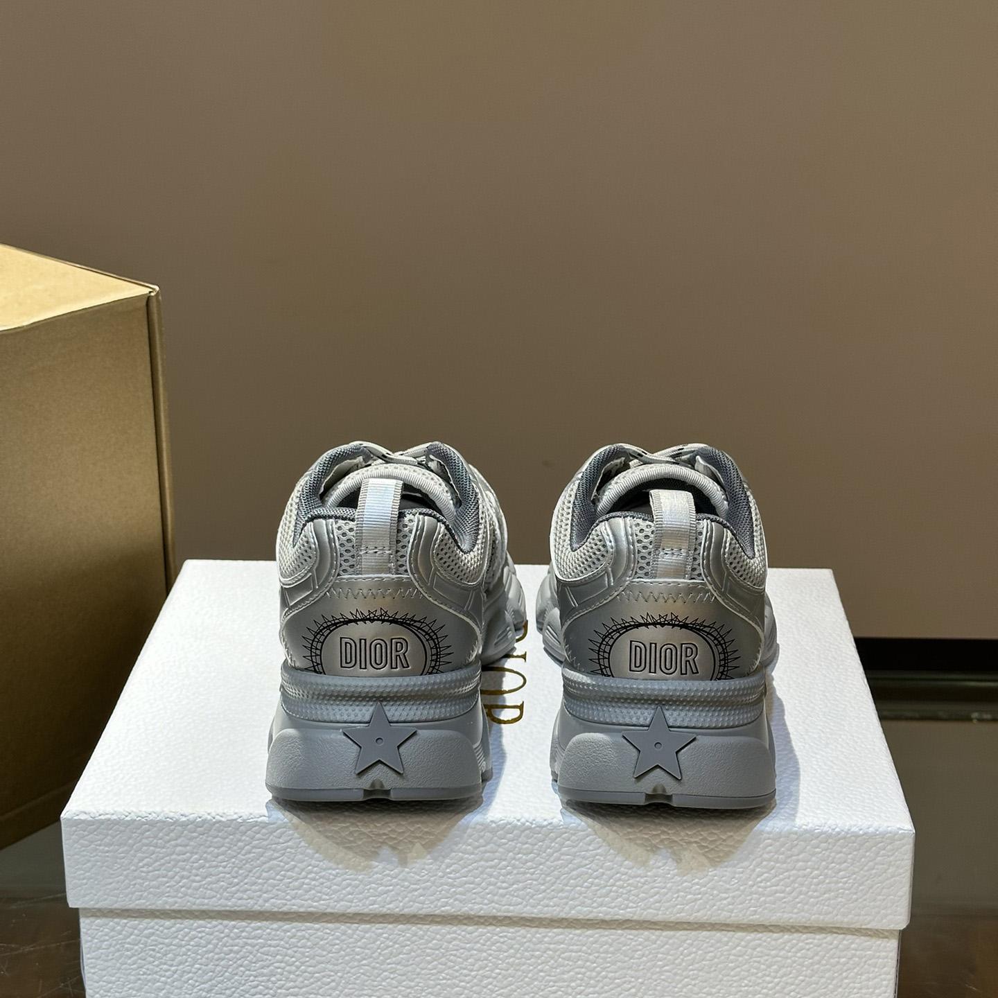 Dior Chrono Sneaker       - FashionPlug