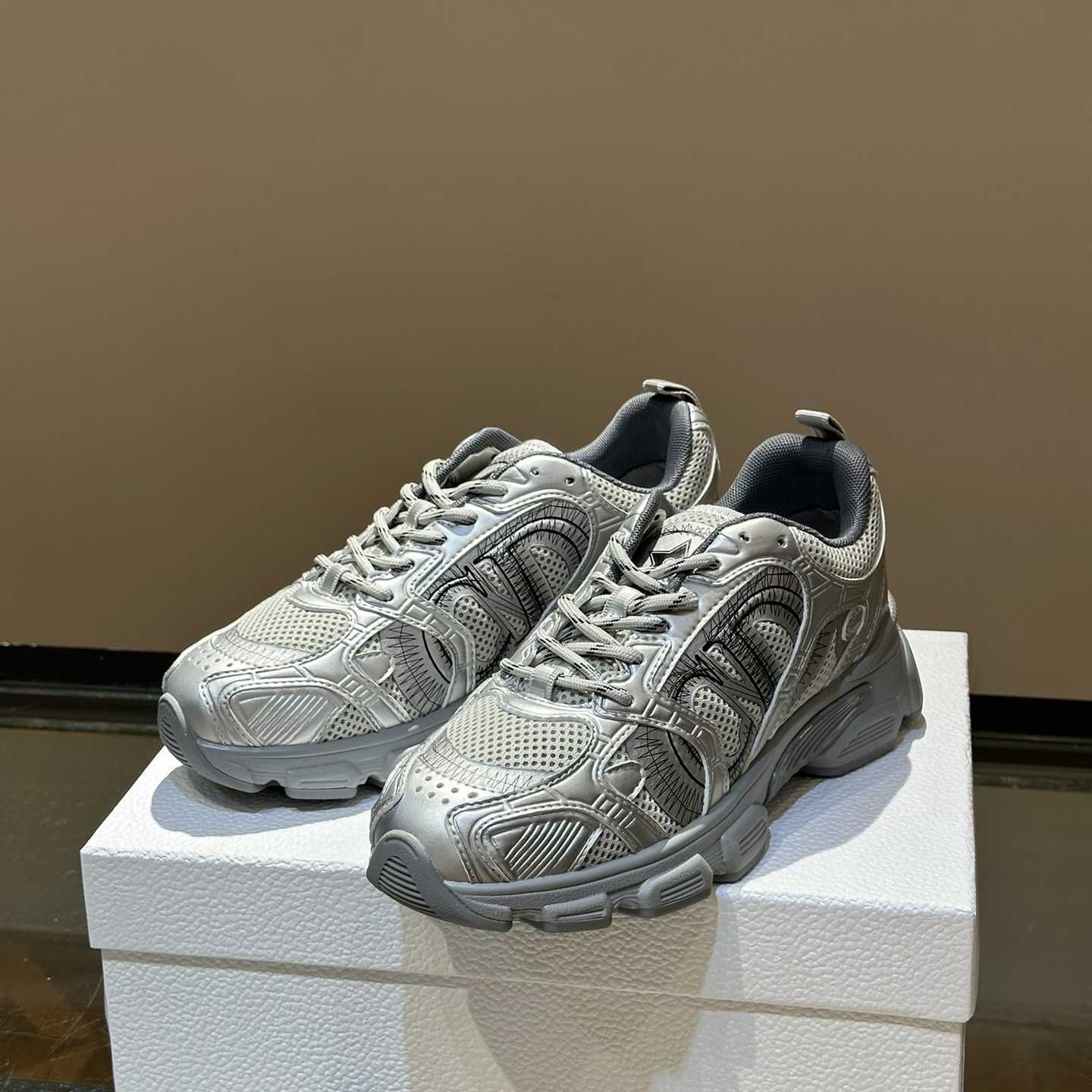 Dior Chrono Sneaker       - FashionPlug